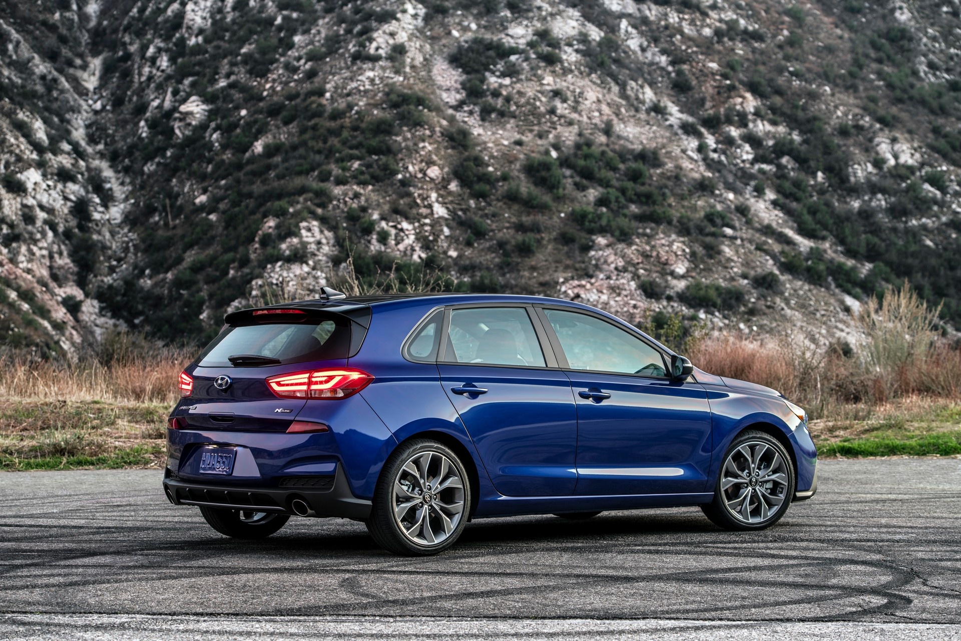 Hyundai Elantra GT và GT N Line bị khai tử ở Mỹ ảnh 3 Hyundai Elantra GT va GT N Line bi khai tu o My anh 3