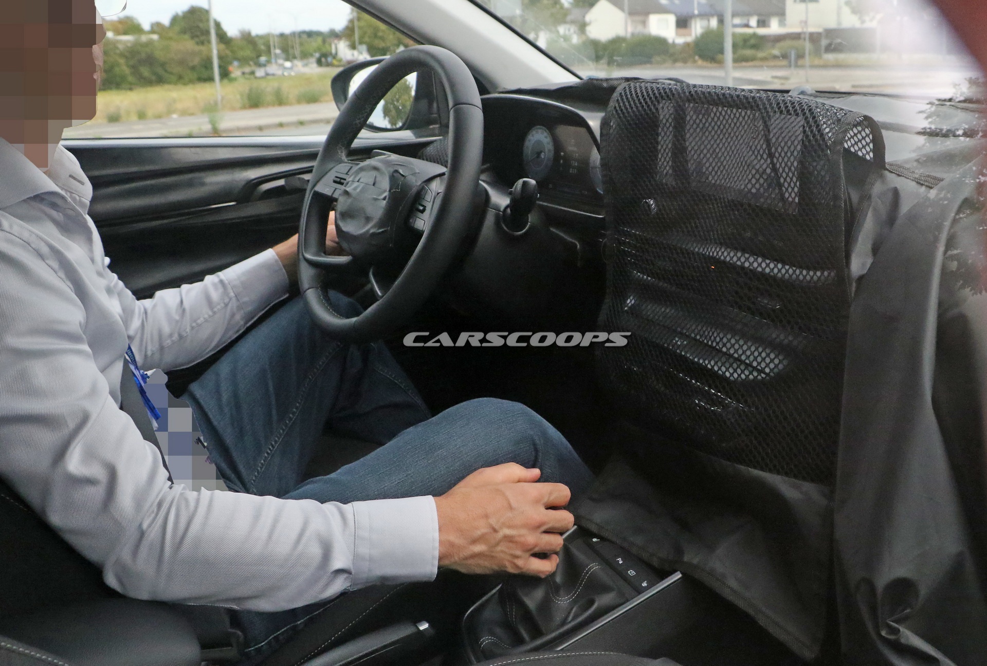 Lộ ảnh chạy thử mẫu crossover nhỏ nhất của Hyundai ảnh 3 Lo anh chay thu mau crossover nho nhat cua Hyundai anh 3