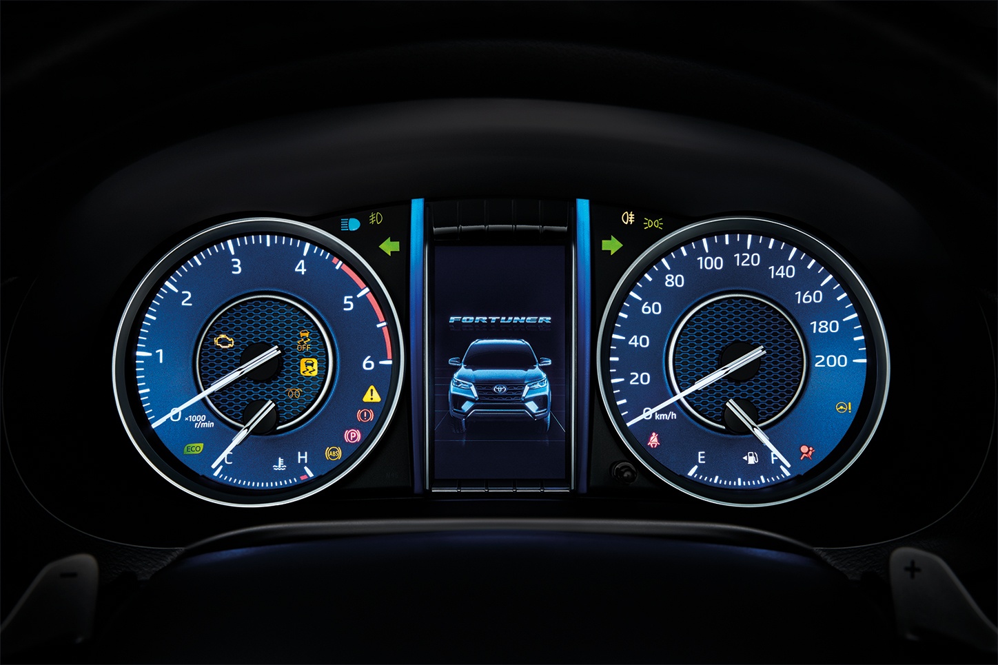 Toyota Fortuner 2020 ra mat Australia,  dat nhat 43.920 USD anh 6