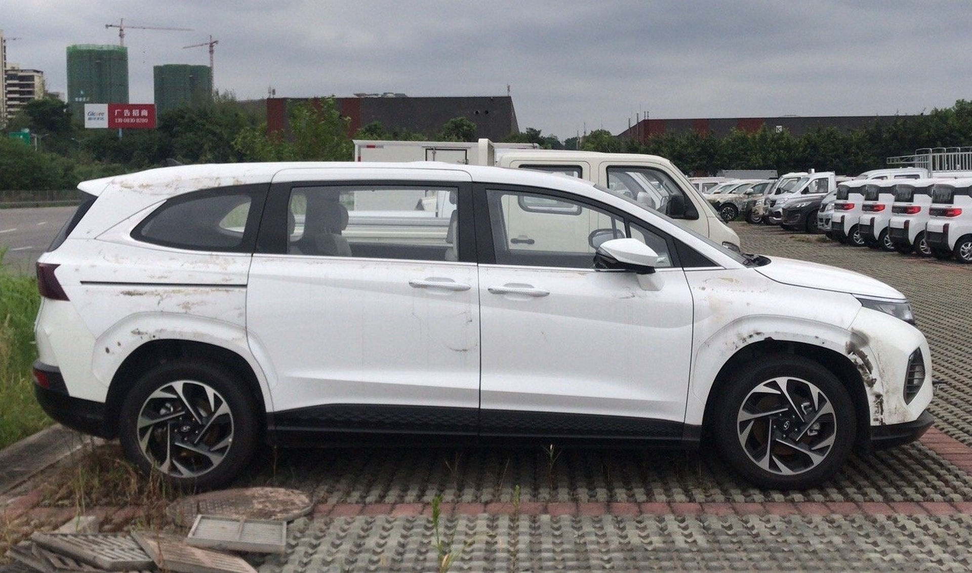 Hyundai Custo ra mắt,  MPV 6 chỗ trang bị động cơ tăng áp 2.0L ảnh 1 Hyundai Custo ra mat,  MPV 6 cho trang bi dong co tang ap 2.0L anh 1
