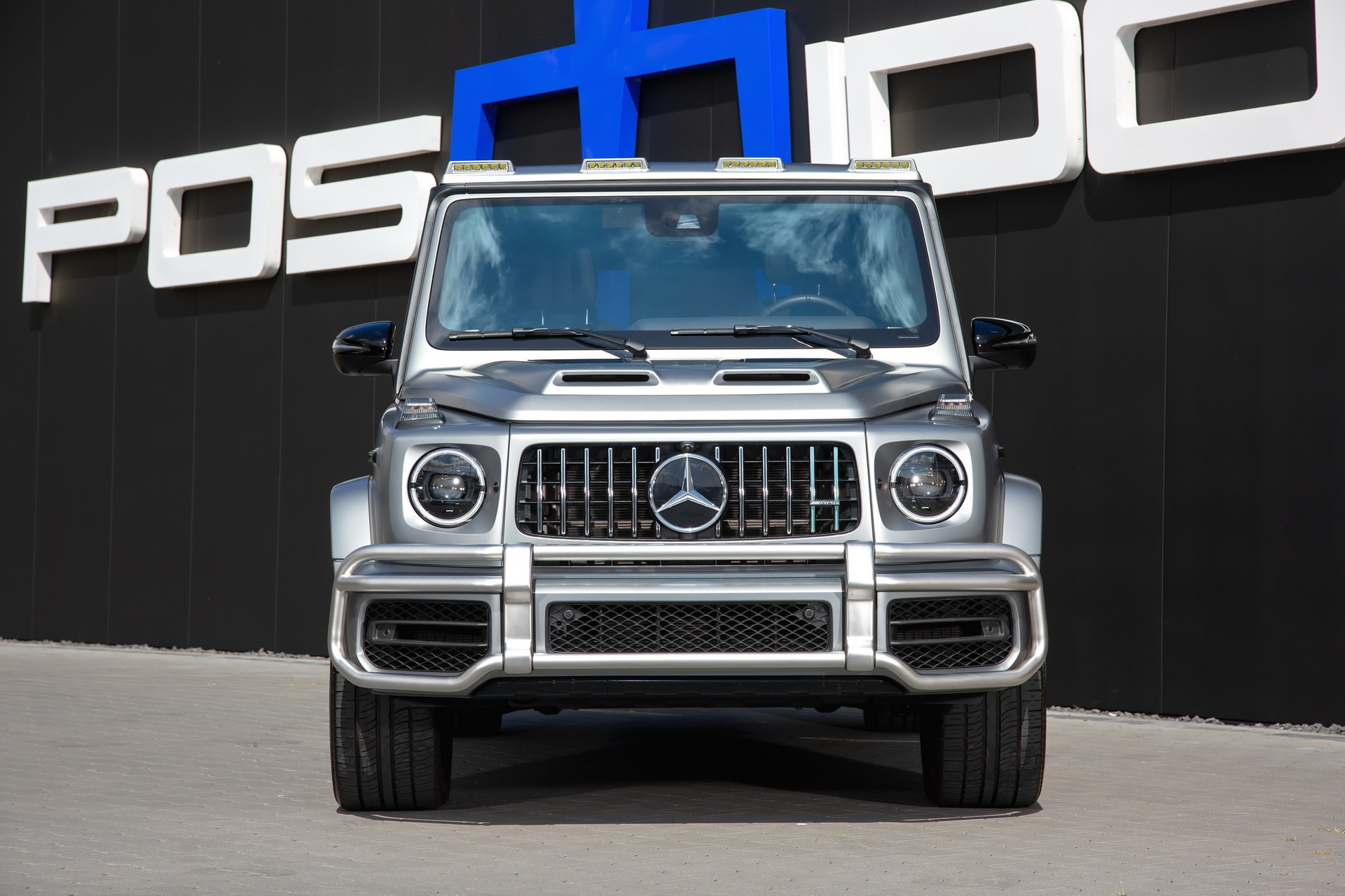 Mercedes-AMG G63 với gói độ mạnh gần bằng Bugatti Veyron ảnh 7 Mercedes-AMG G63 voi goi do manh gan bang Bugatti Veyron anh 7