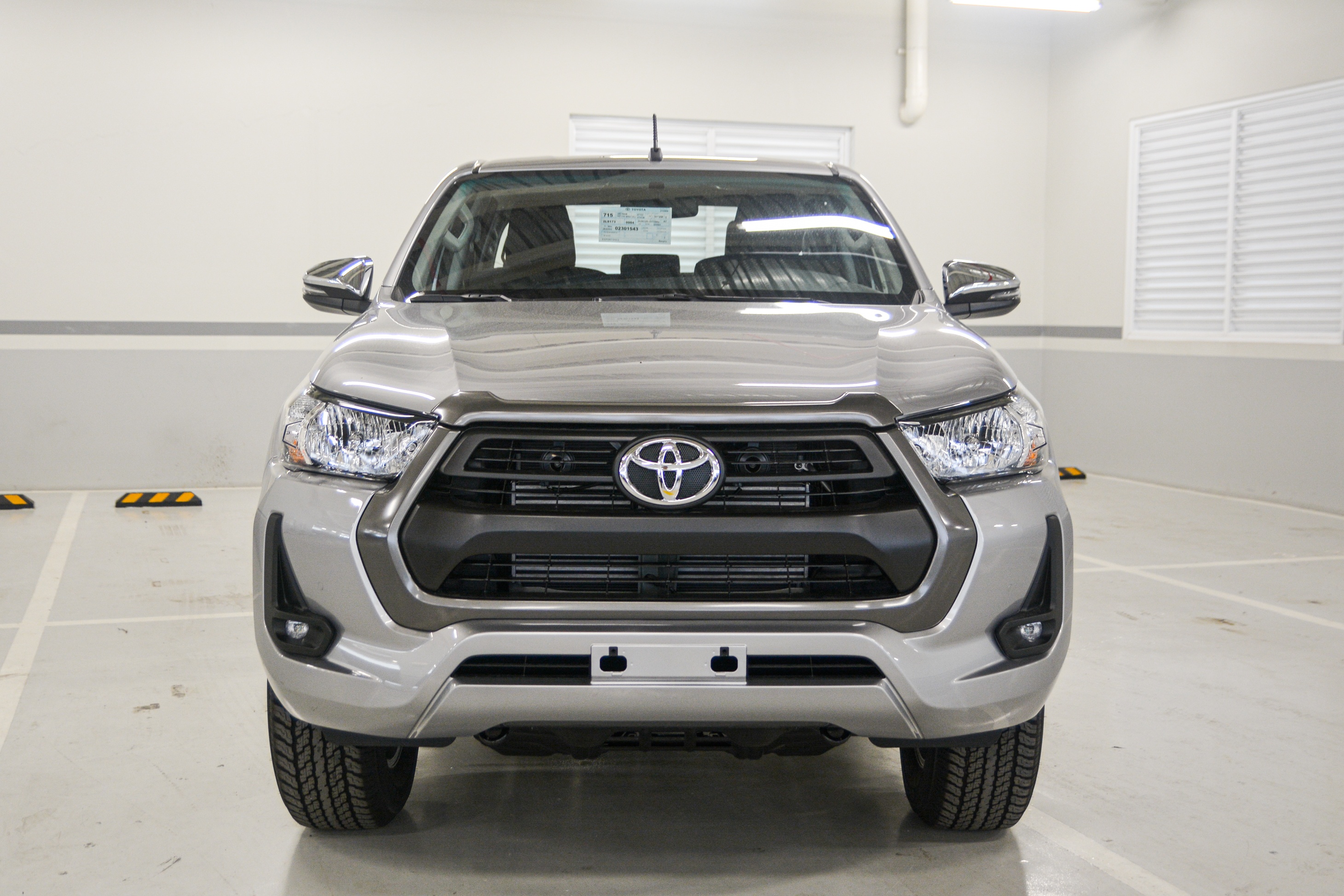 Chi tiết Toyota Hilux 2020 tại VN - 4 phiên bản,  giá từ 628 triệu đồng ảnh 2 Chi tiet Toyota Hilux 2020 tai VN - 4 phien ban,  gia tu 628 trieu dong anh 2
