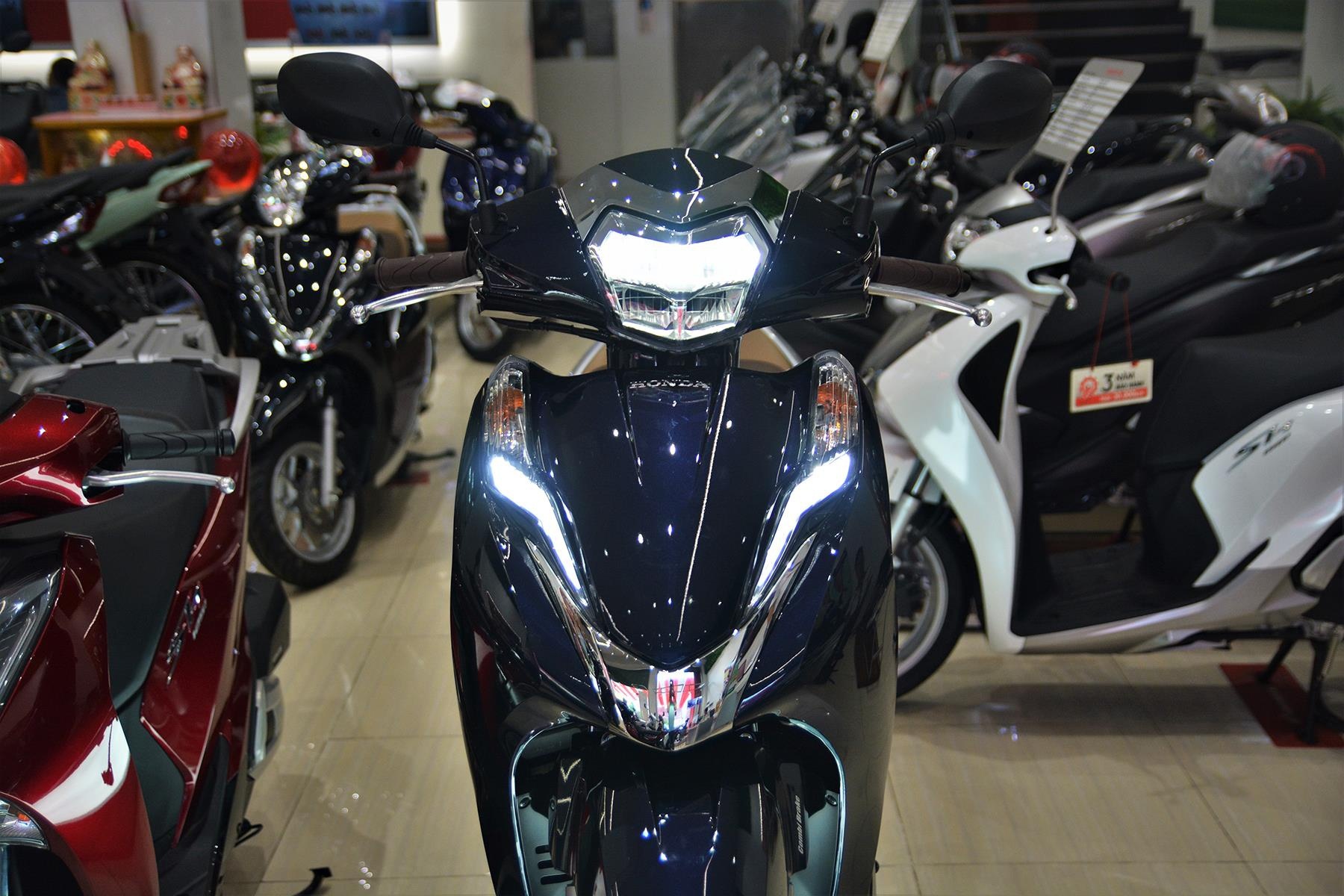 Mua xe ga nữ 125 cc chọn Honda Lead hay Yamaha Grande? ảnh 3 Mua xe ga nu 125 cc chon Honda Lead hay Yamaha Grande? anh 3