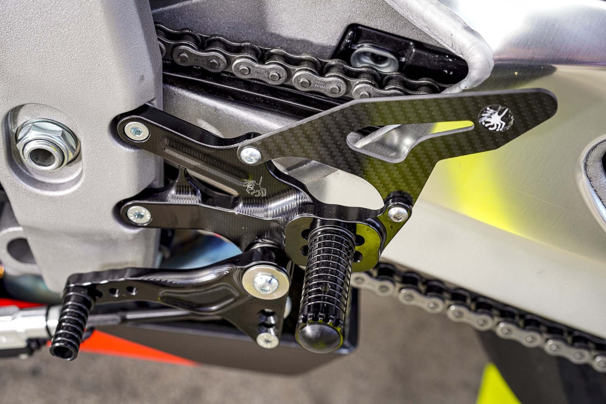 Aprilia ra mat nakedbike manh nhat the gioi anh 5