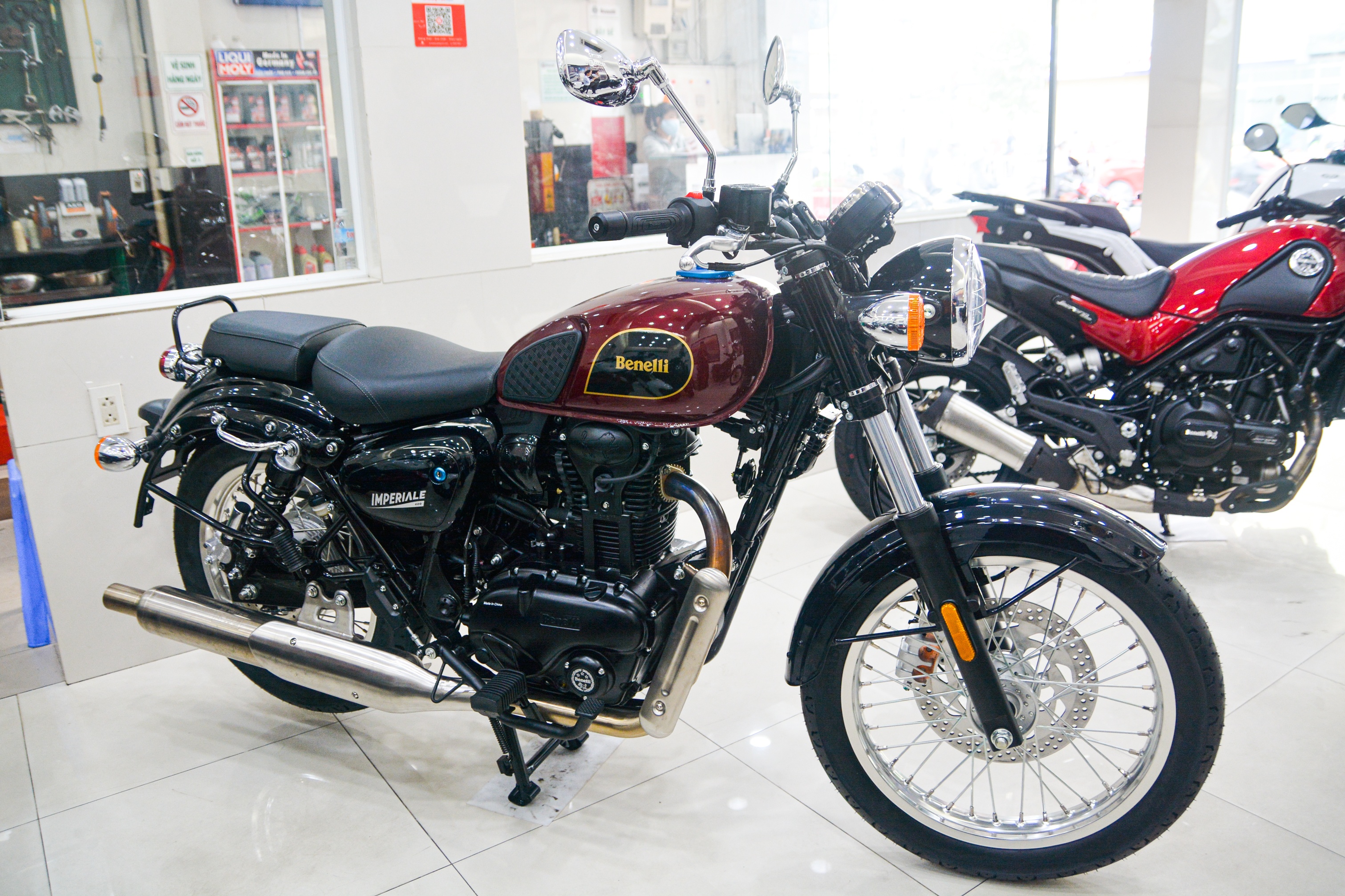 Chi tiet Benelli Imperiale 400 2020 tai VN anh 1