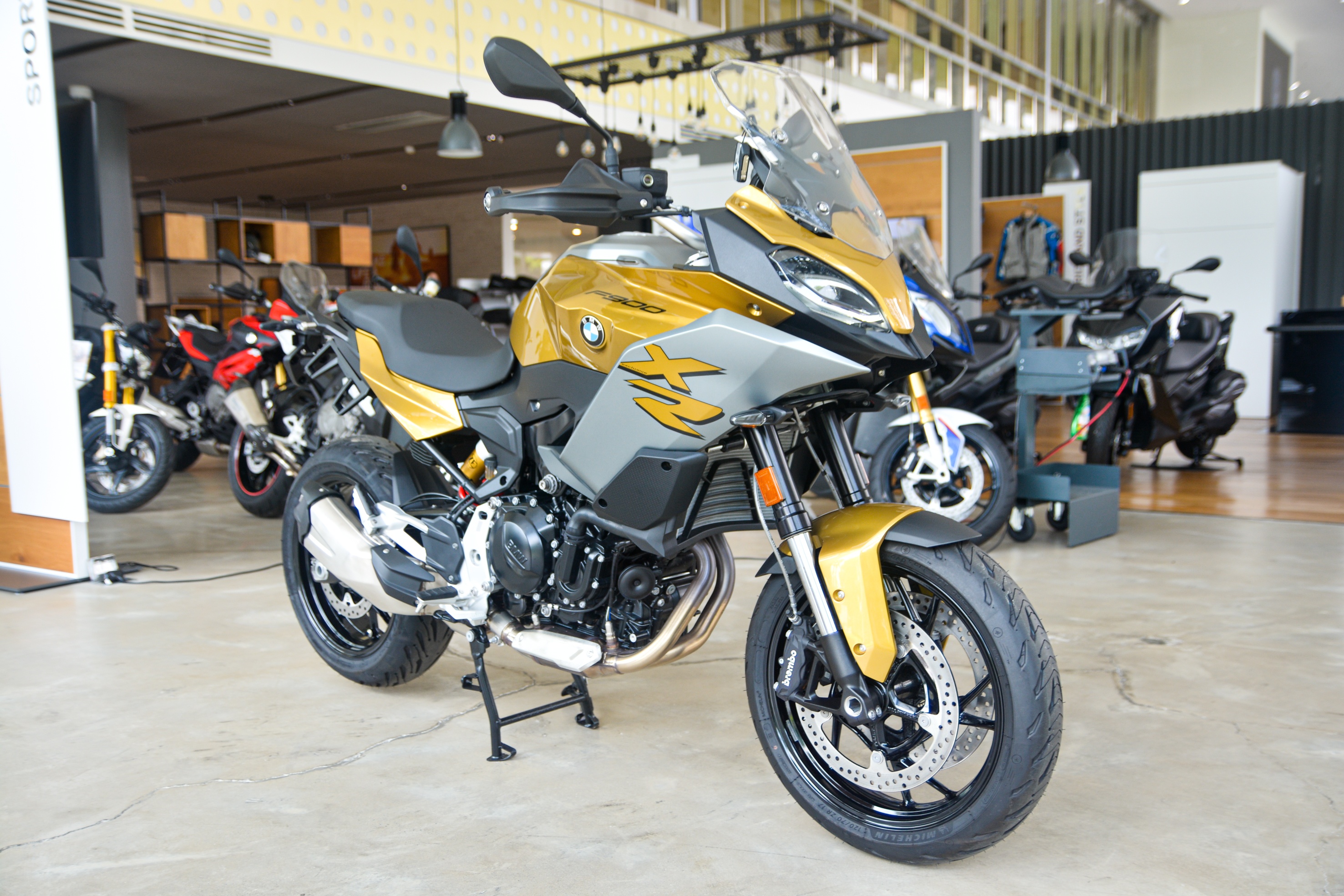 Chi tiet BMW F 900 XR - moto sport-adventure gia 549 trieu anh 17