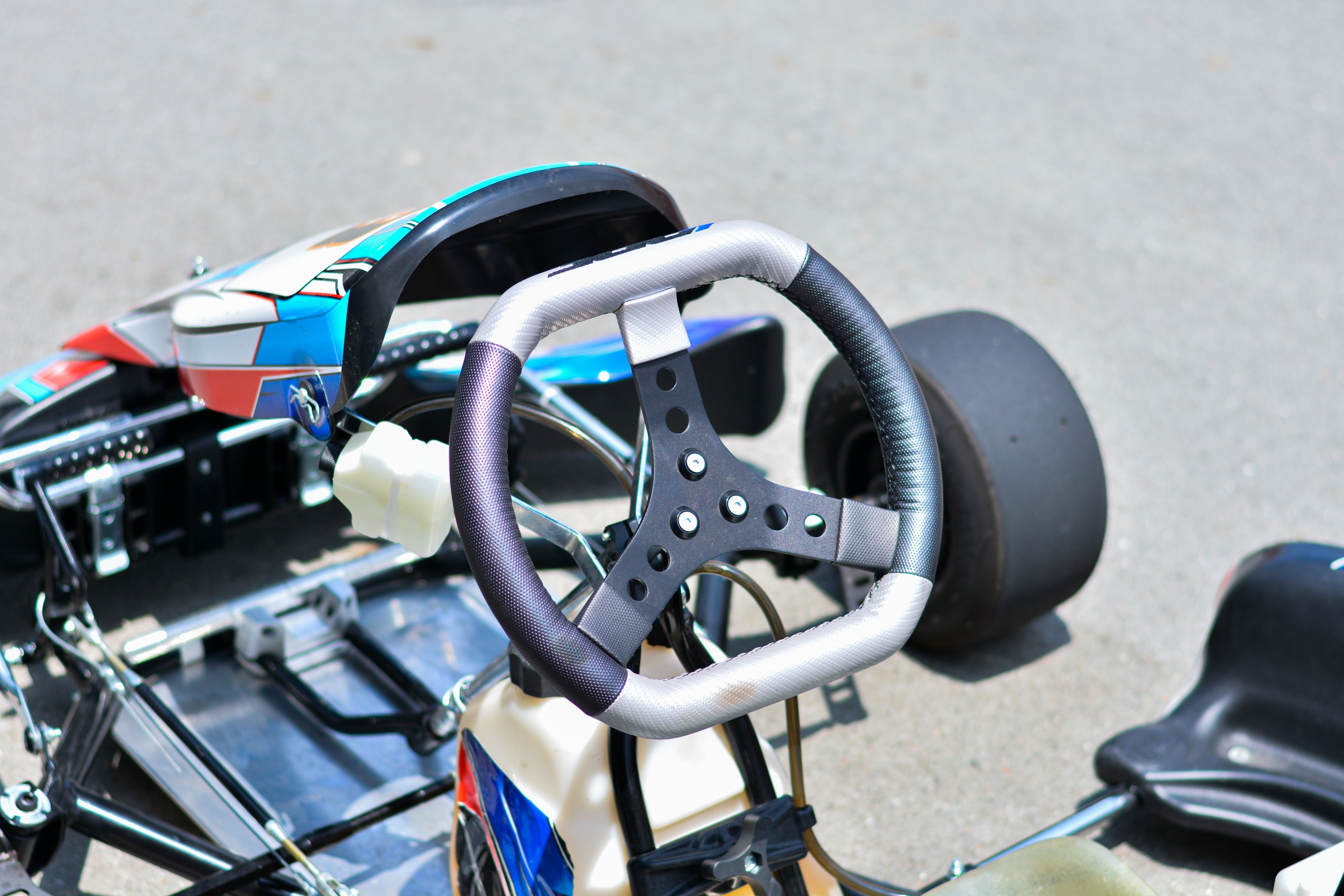 Xe dua go-kart chay tren 100 km/h tai VN co gi dac biet? anh 6