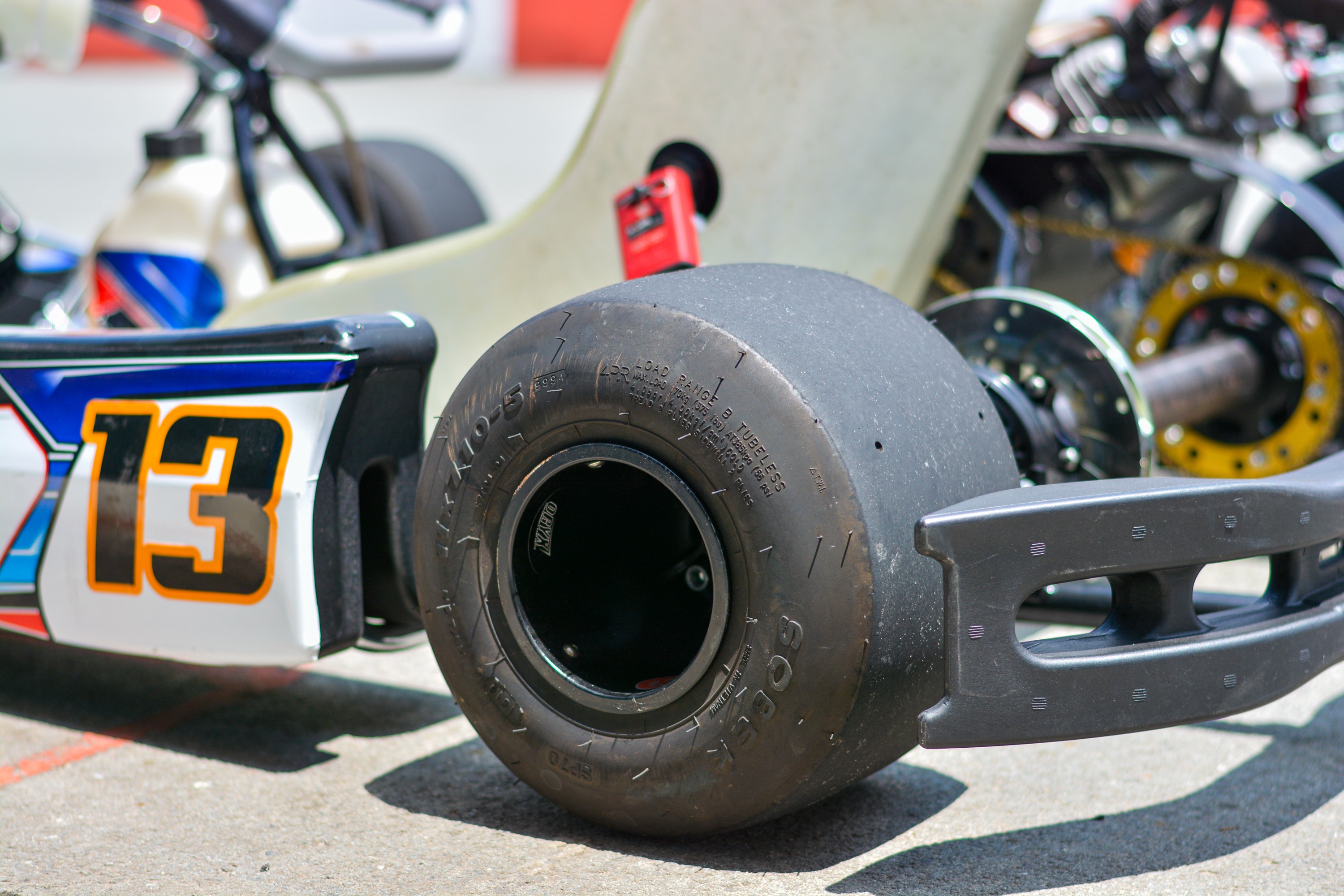 Xe đua go-kart chạy trên 100 km/h tại VN có gì đặc biệt? ảnh 5 Xe dua go-kart chay tren 100 km/h tai VN co gi dac biet? anh 5