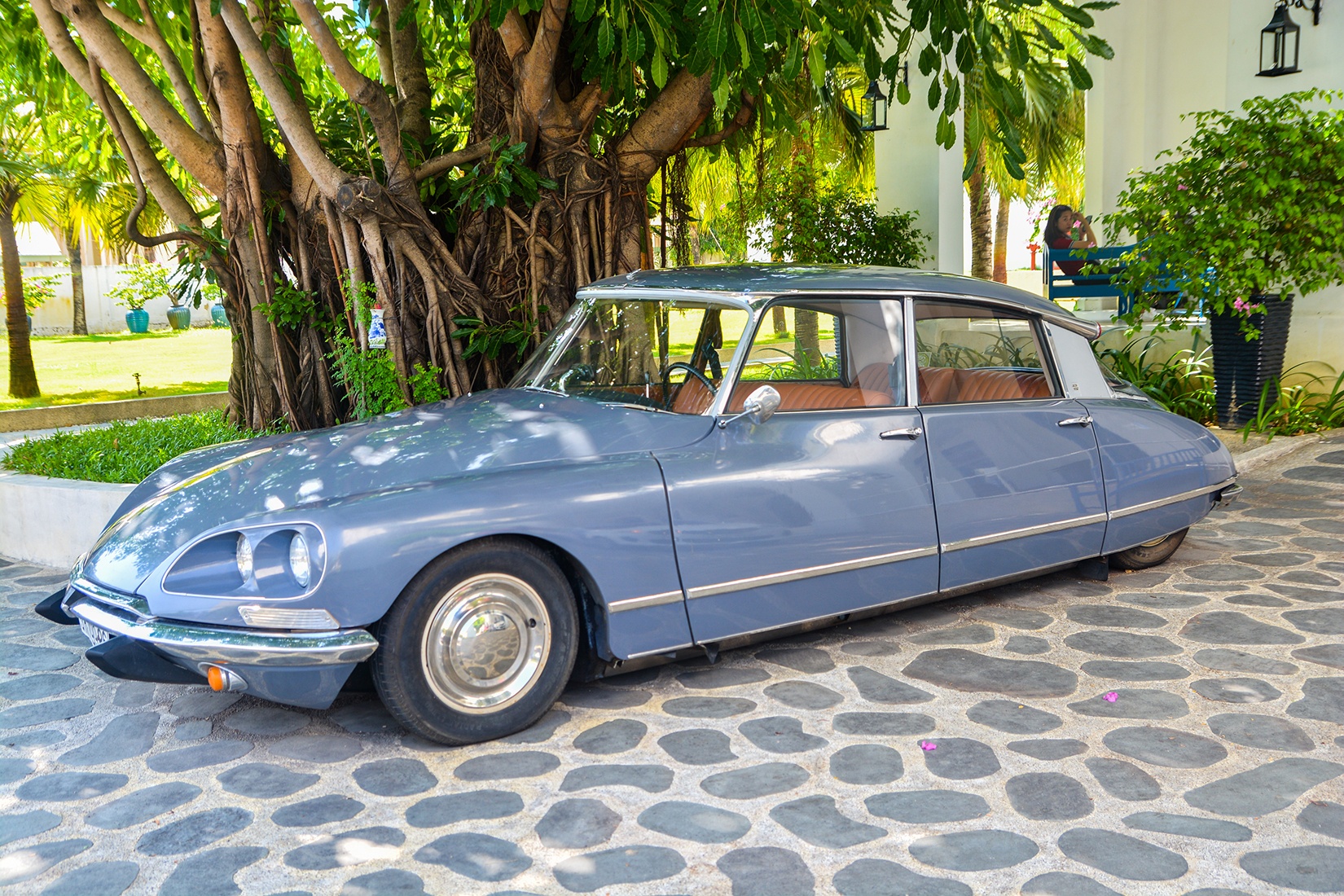 Xe cổ Citroen DS 21 của dân chơi Đà Nẵng ảnh 1 Xe co Citroen DS 21 cua dan choi Da Nang anh 1