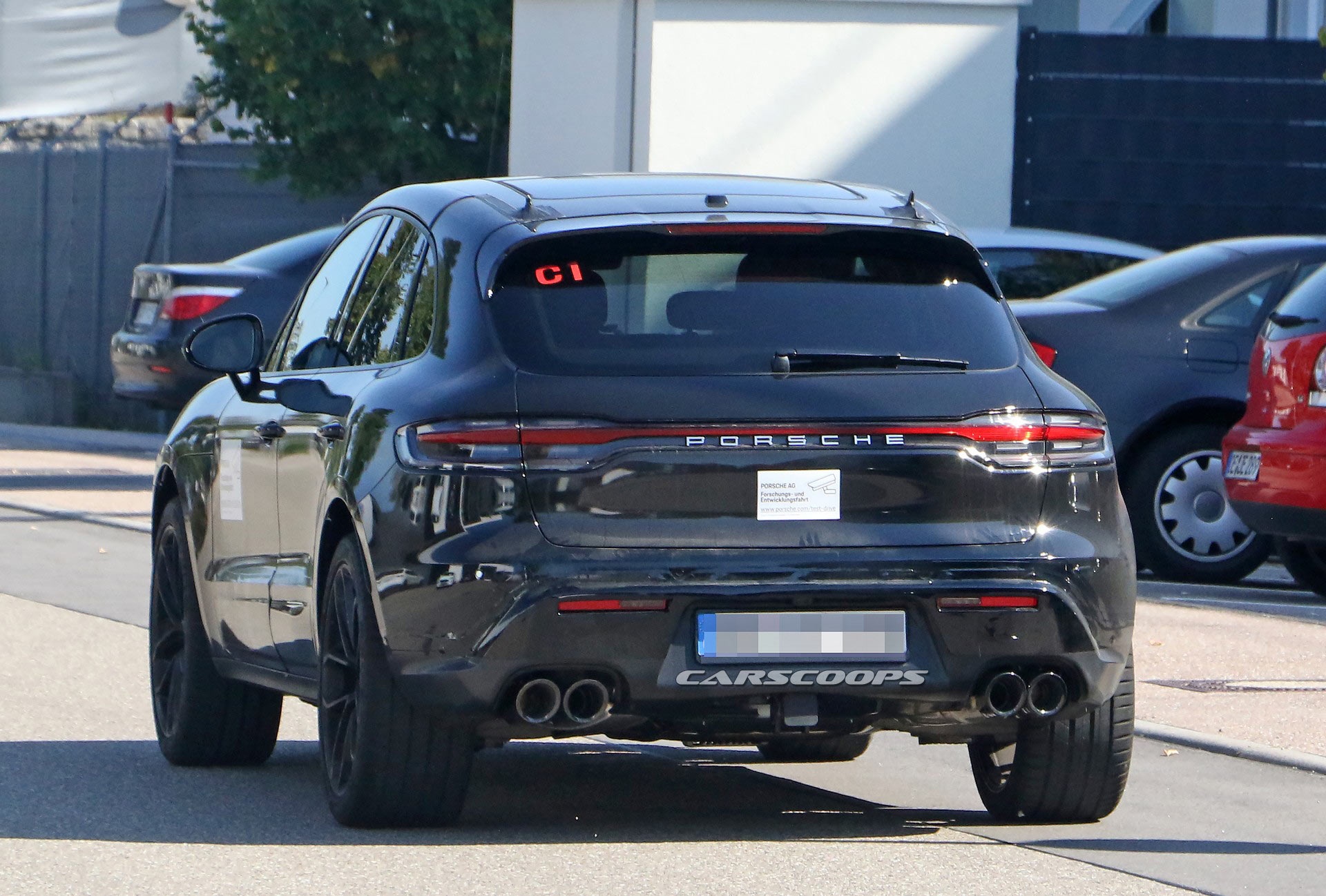 Porsche Macan phiên bản mới bị rò rỉ ảnh nội thất ảnh 2 Porsche Macan phien ban moi bi ro ri anh noi that anh 2