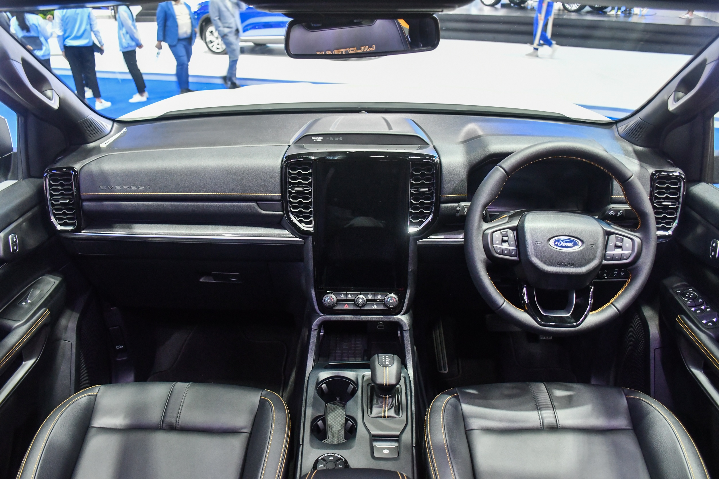 Ford Everest Wildtrak Viet Nam anh 7