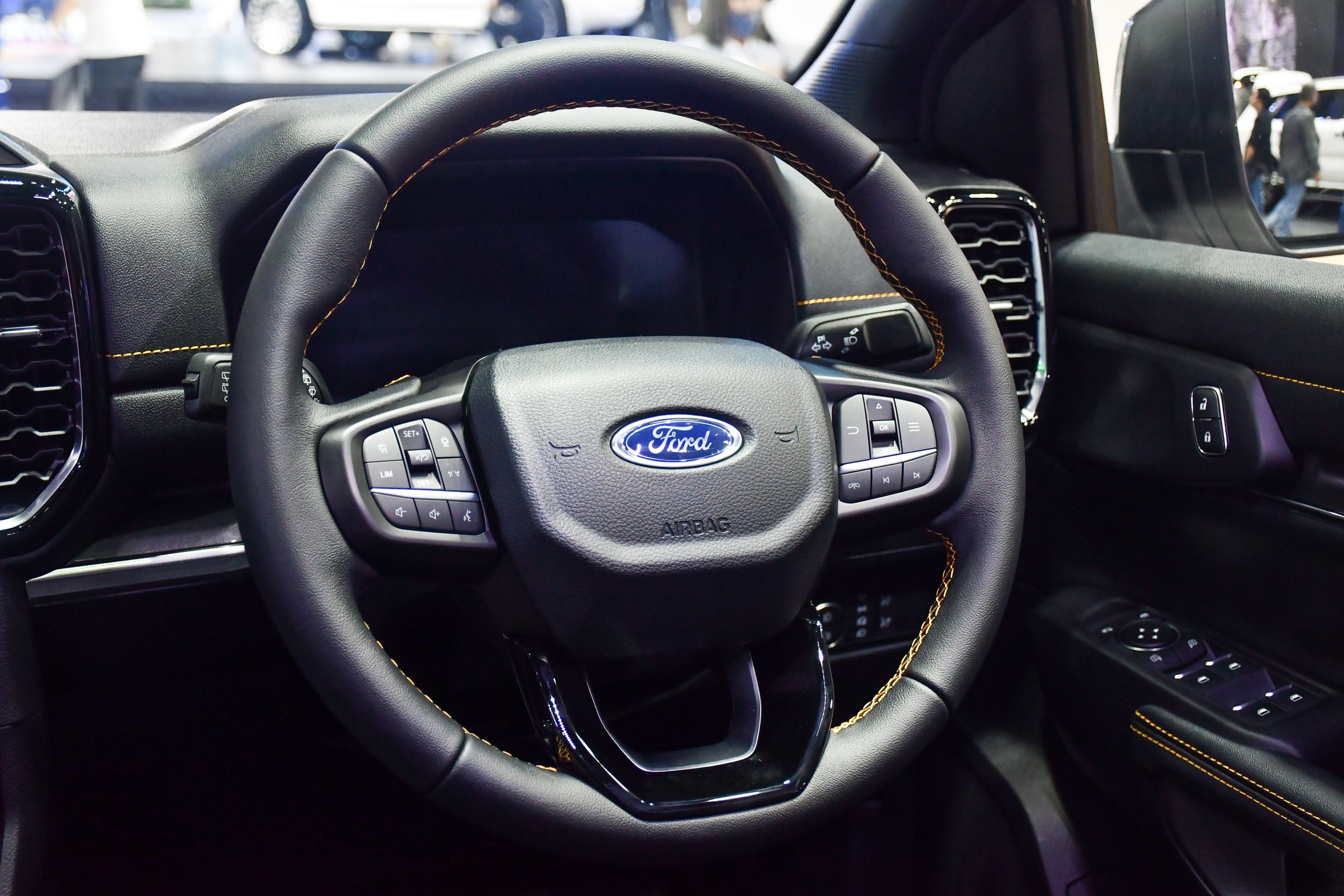 Ford Everest Wildtrak Viet Nam anh 19