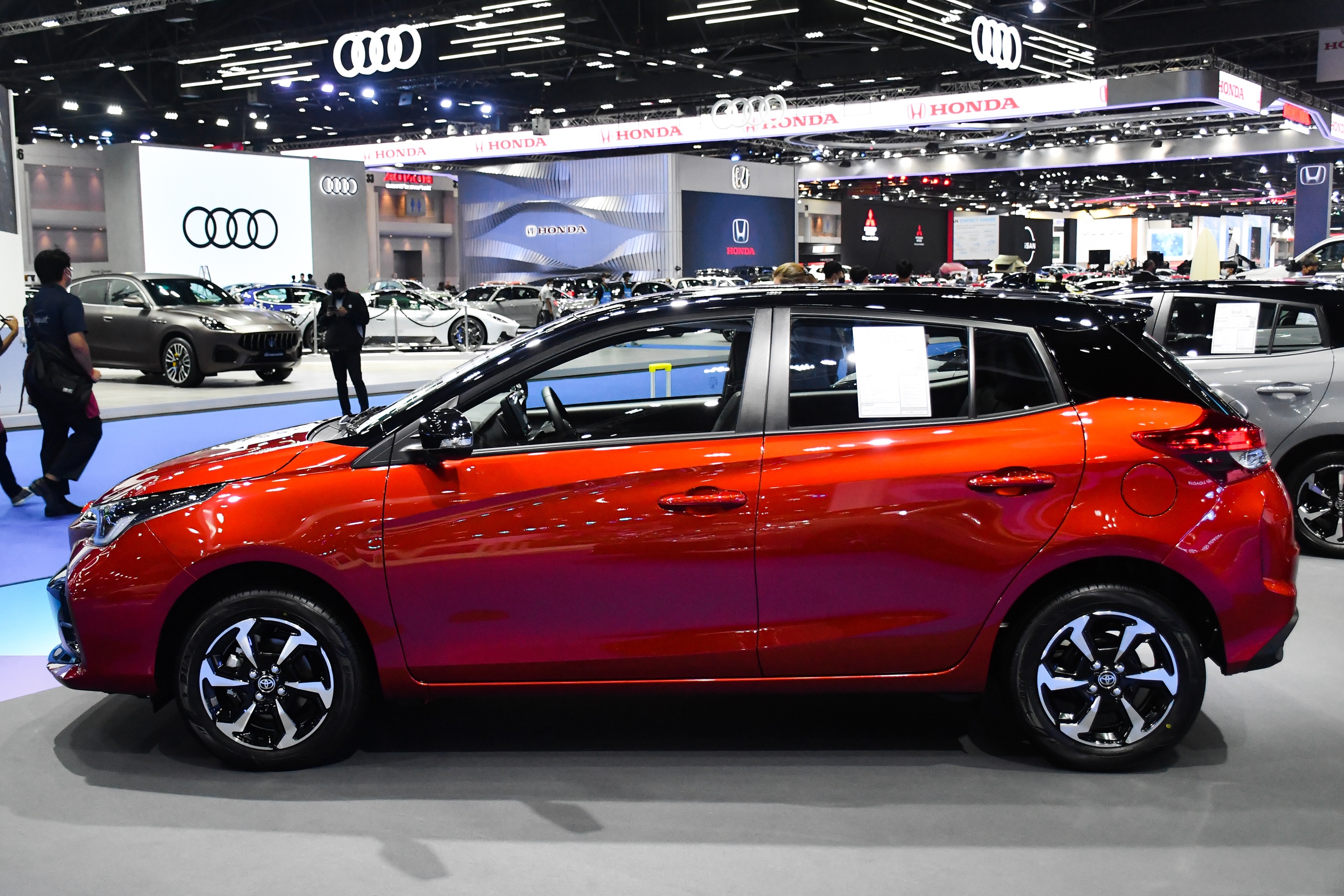 Toyota Yaris the he moi anh 2