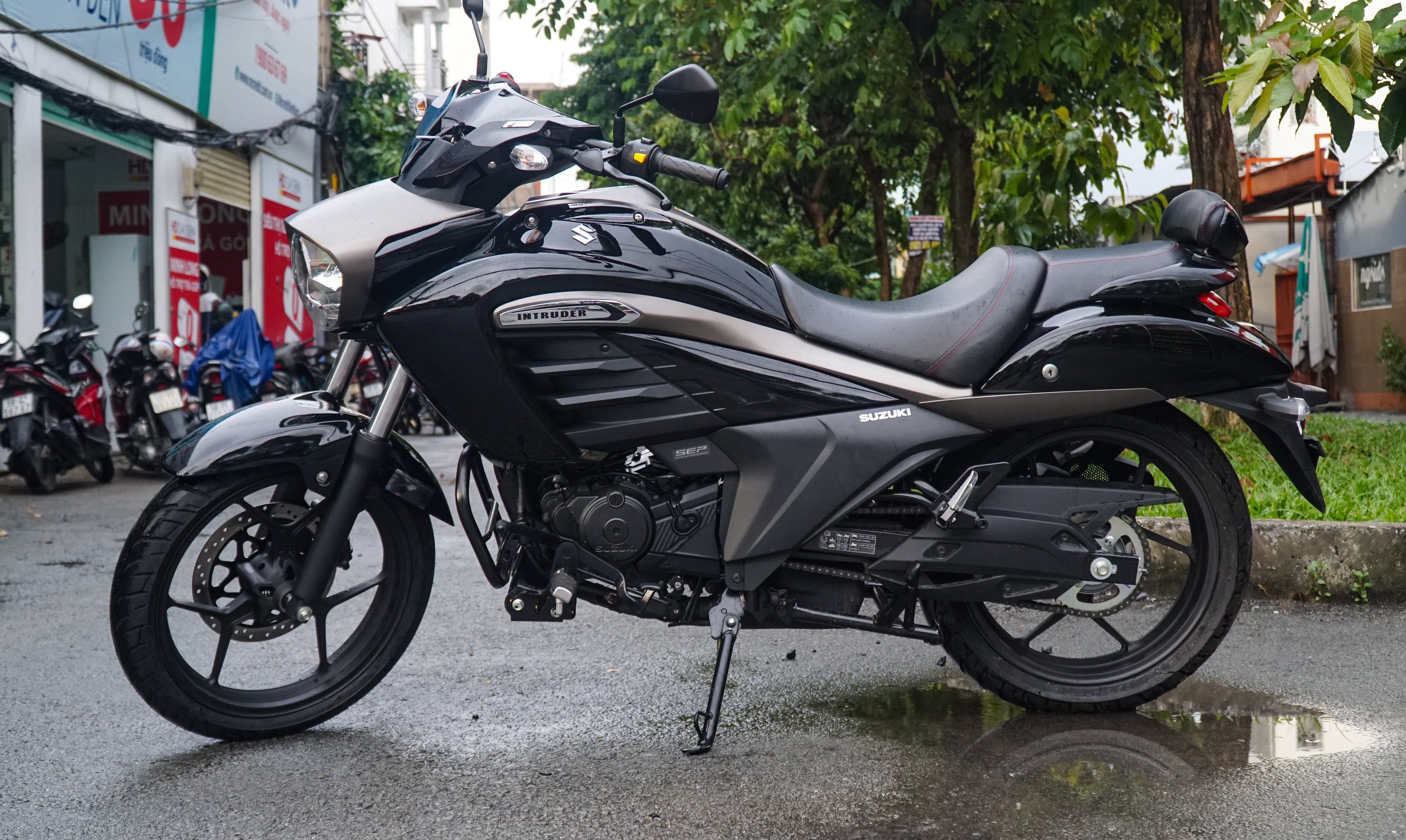 Xe cruiser 150 cc - chon Intruder150 hay GZ150-A? anh 2