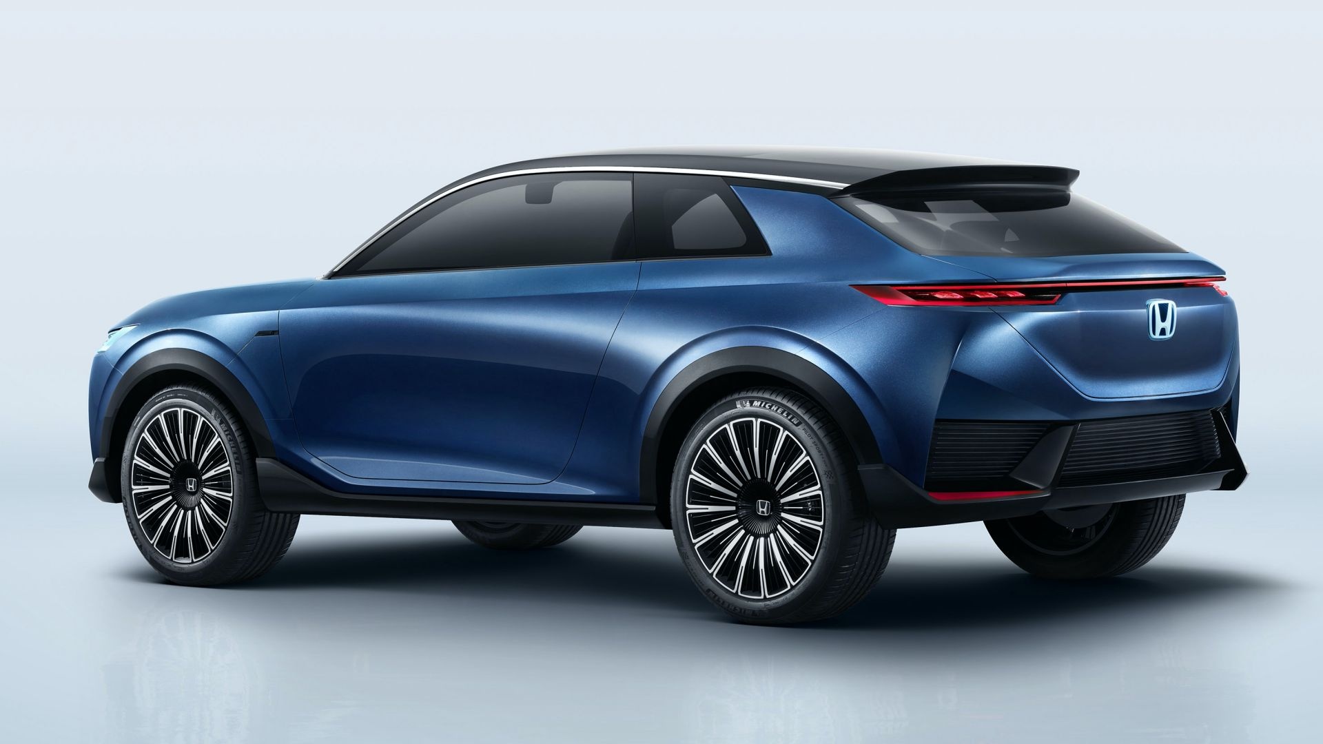 Honda giới thiệu SUV concept chạy điện hoàn toàn ảnh 3 Honda gioi thieu SUV concept chay dien hoan toan anh 3