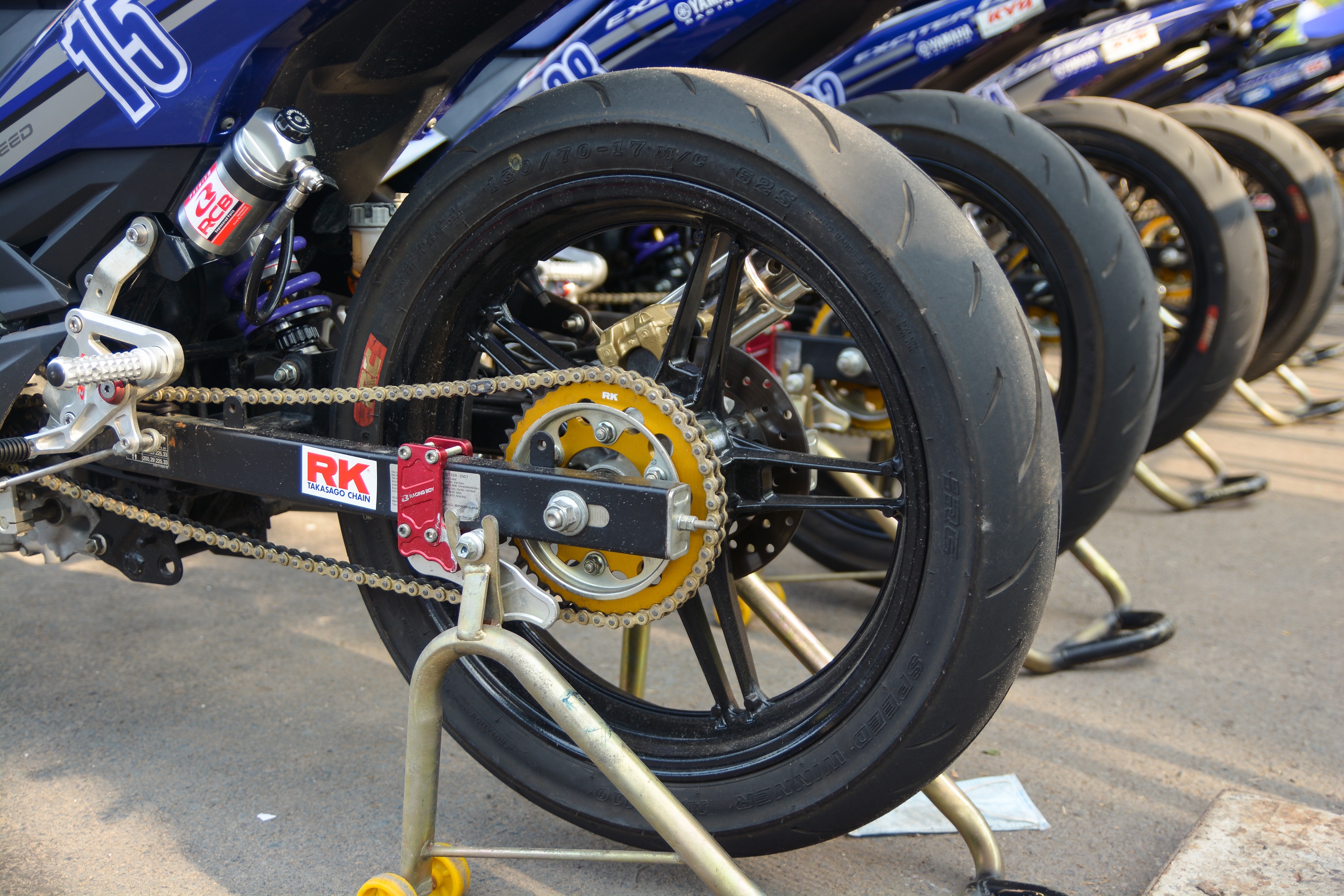 Ngam nhin Yamaha Exciter 150 phien ban xe dua do chinh hang anh 10