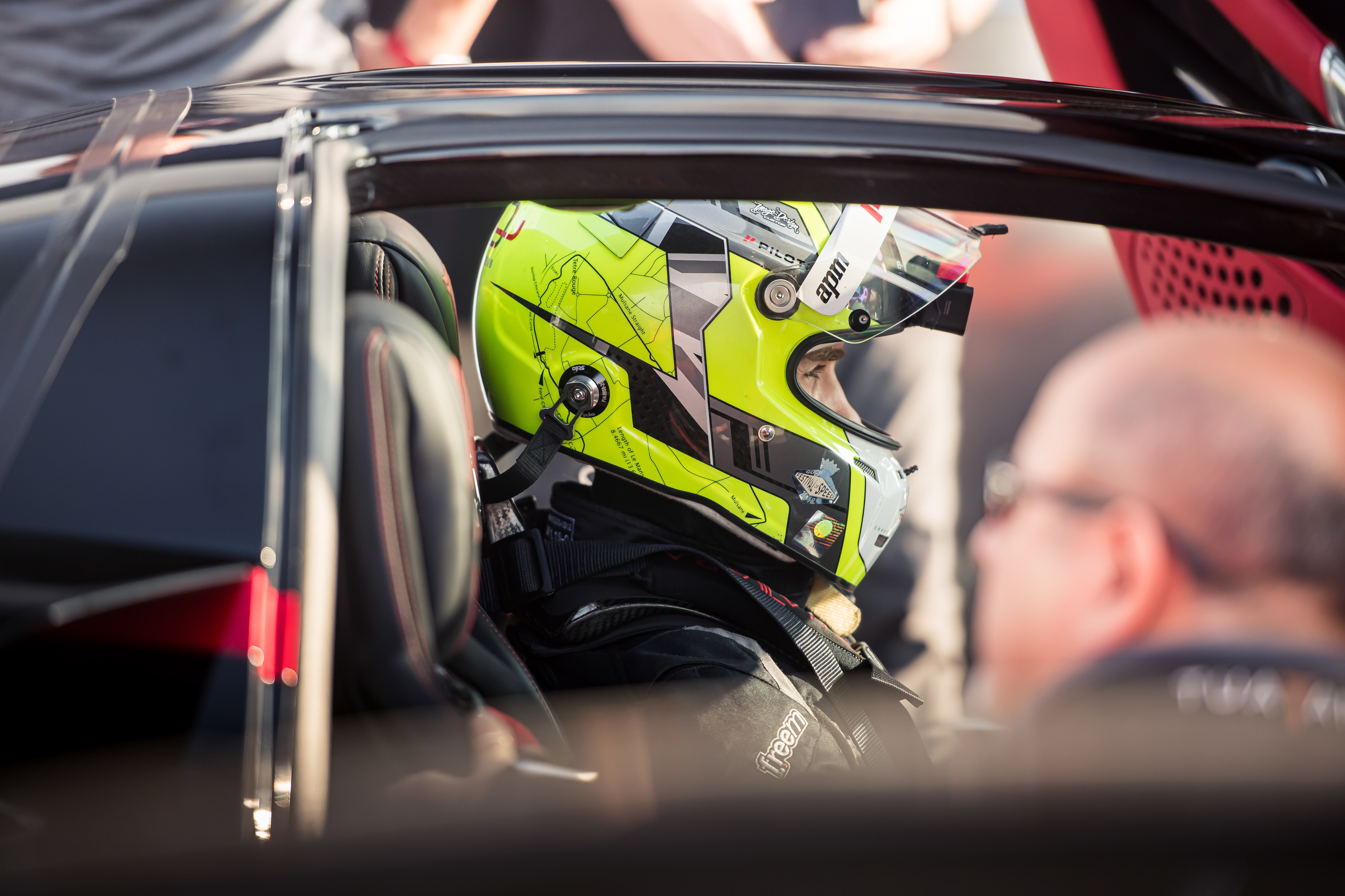 Oto thuong mai dau tien vuot nguong toc do 530 km/h anh 3