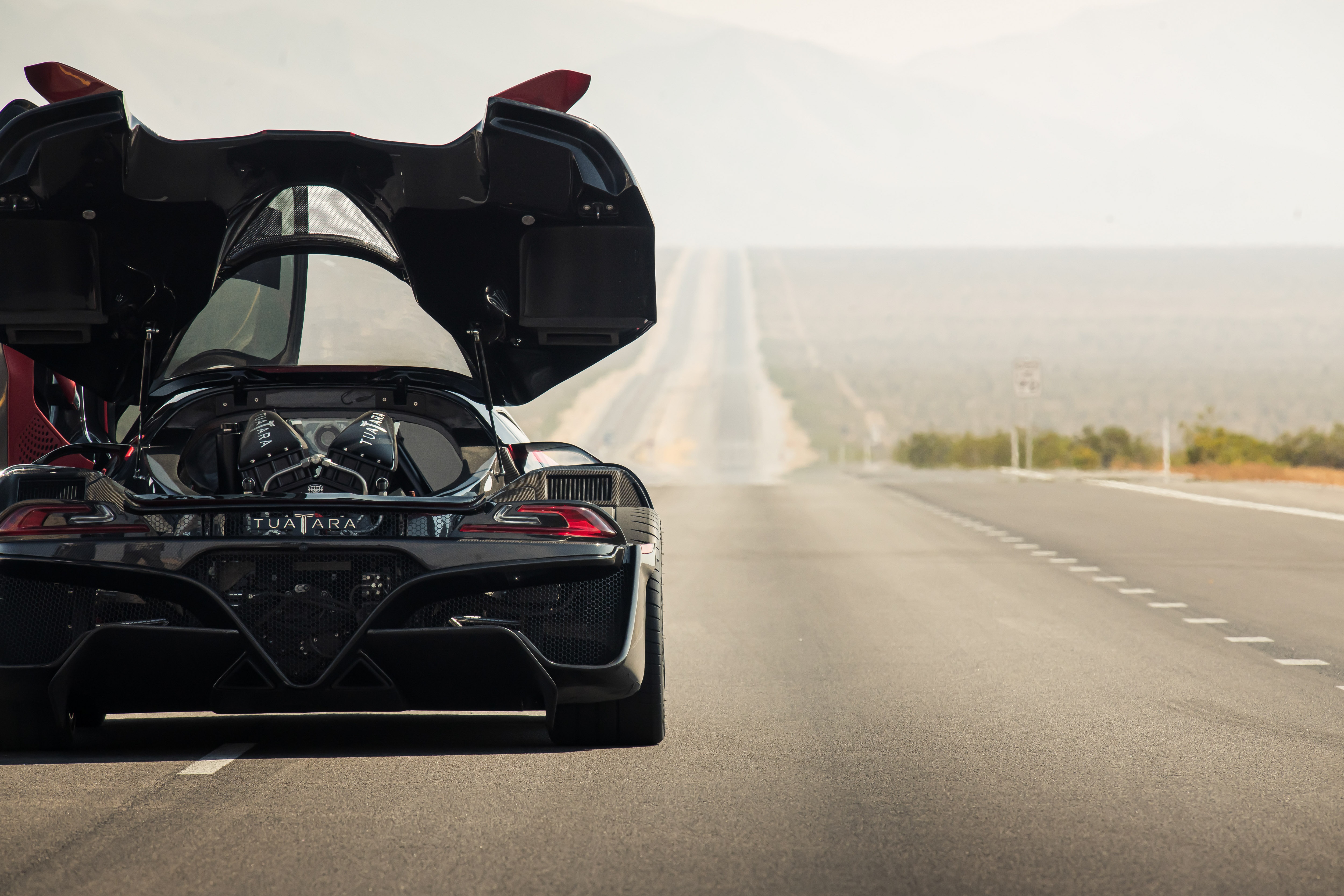 Oto thuong mai dau tien vuot nguong toc do 530 km/h anh 6