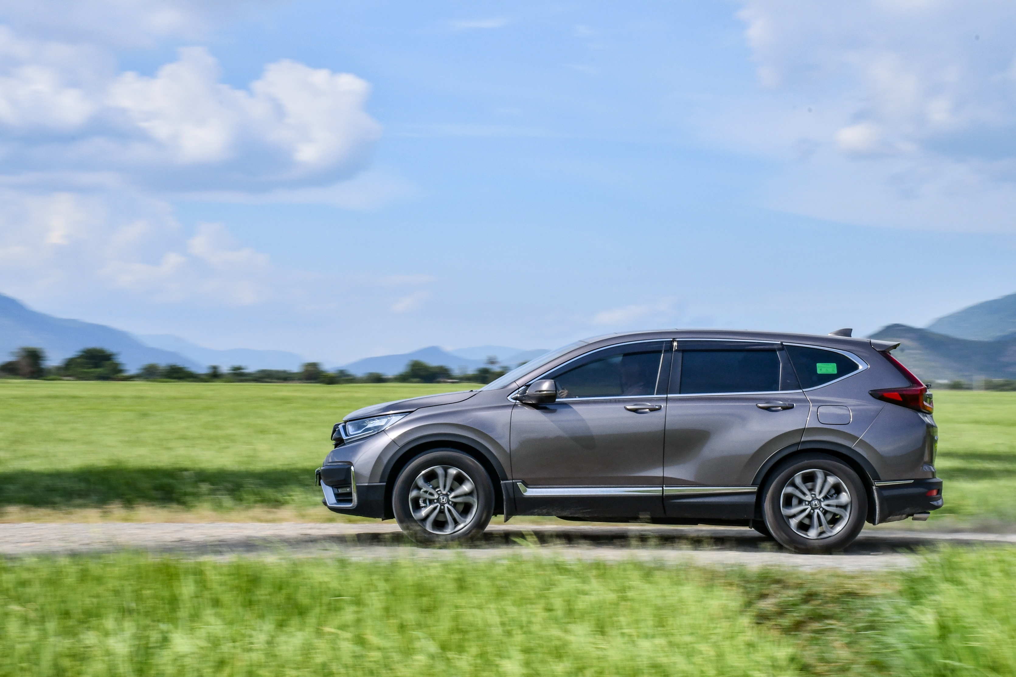 Honda CR-V 2020 - da tot hon nhung van chua du anh 2