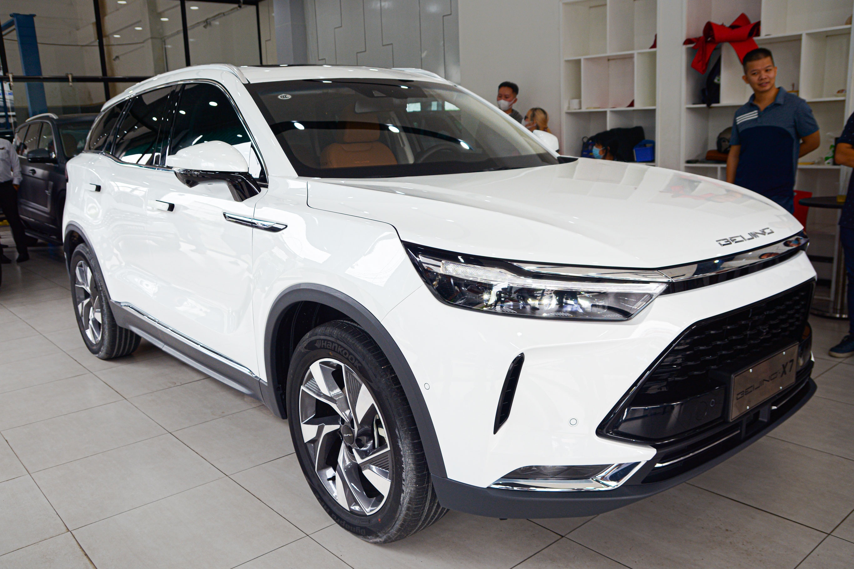 Chi tiet BAIC Beijing X7 - nhieu trang bi, khong co ban do dan duong hinh anh