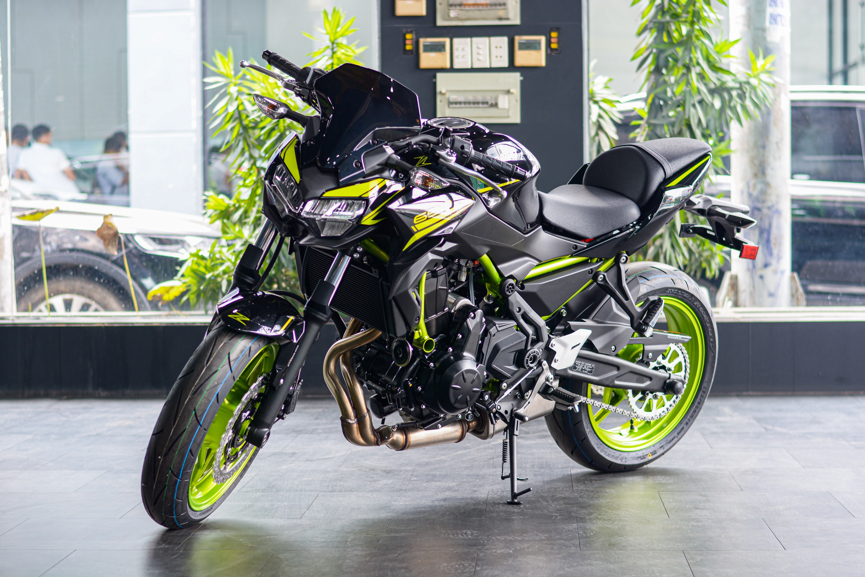 Chi tiet Kawasaki Z650 2021 phien ban dac biet tai Viet Nam anh 1