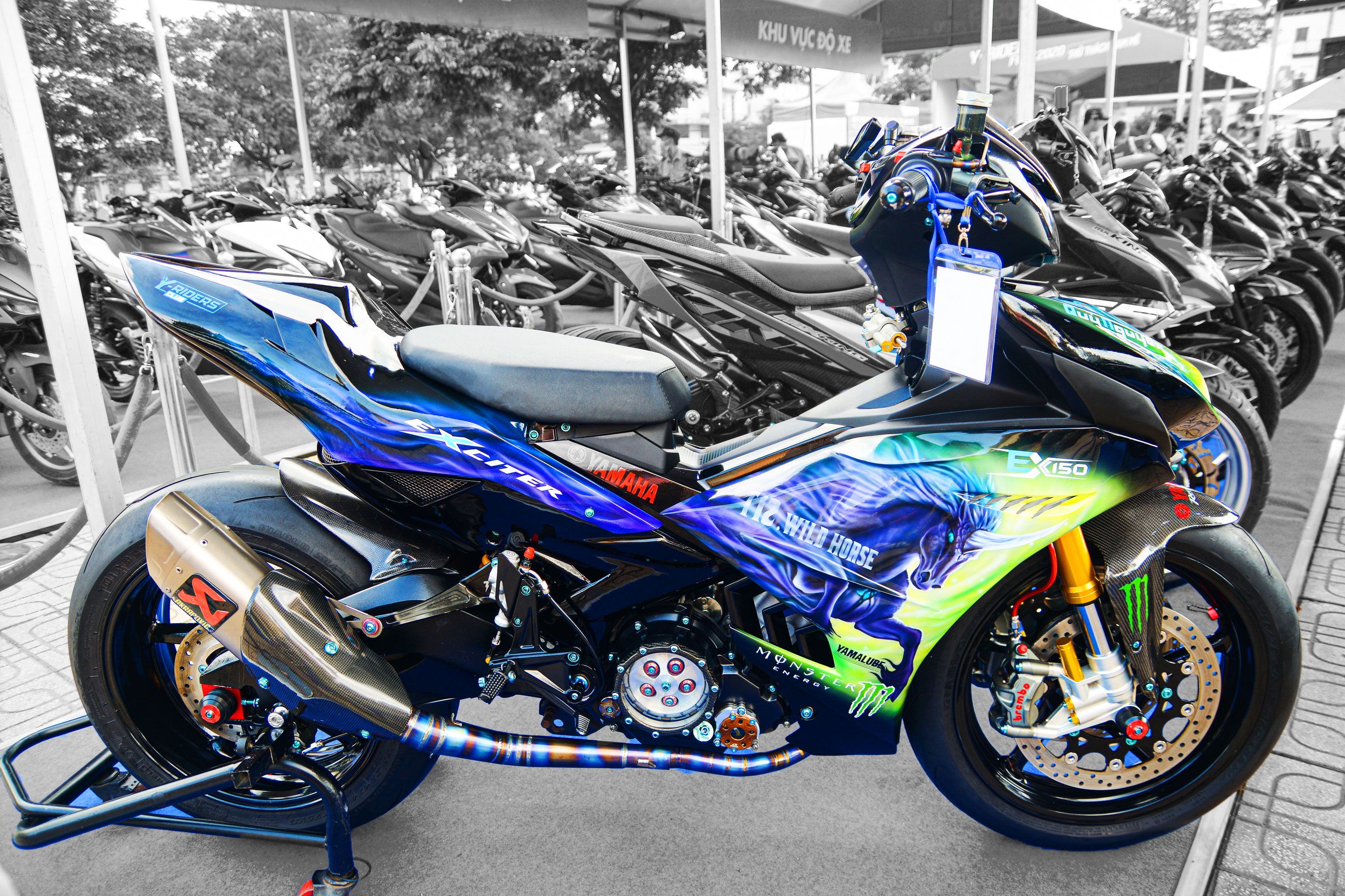 Dan xe Yamaha Exciter do doc dao quy tu tai Long An hinh anh