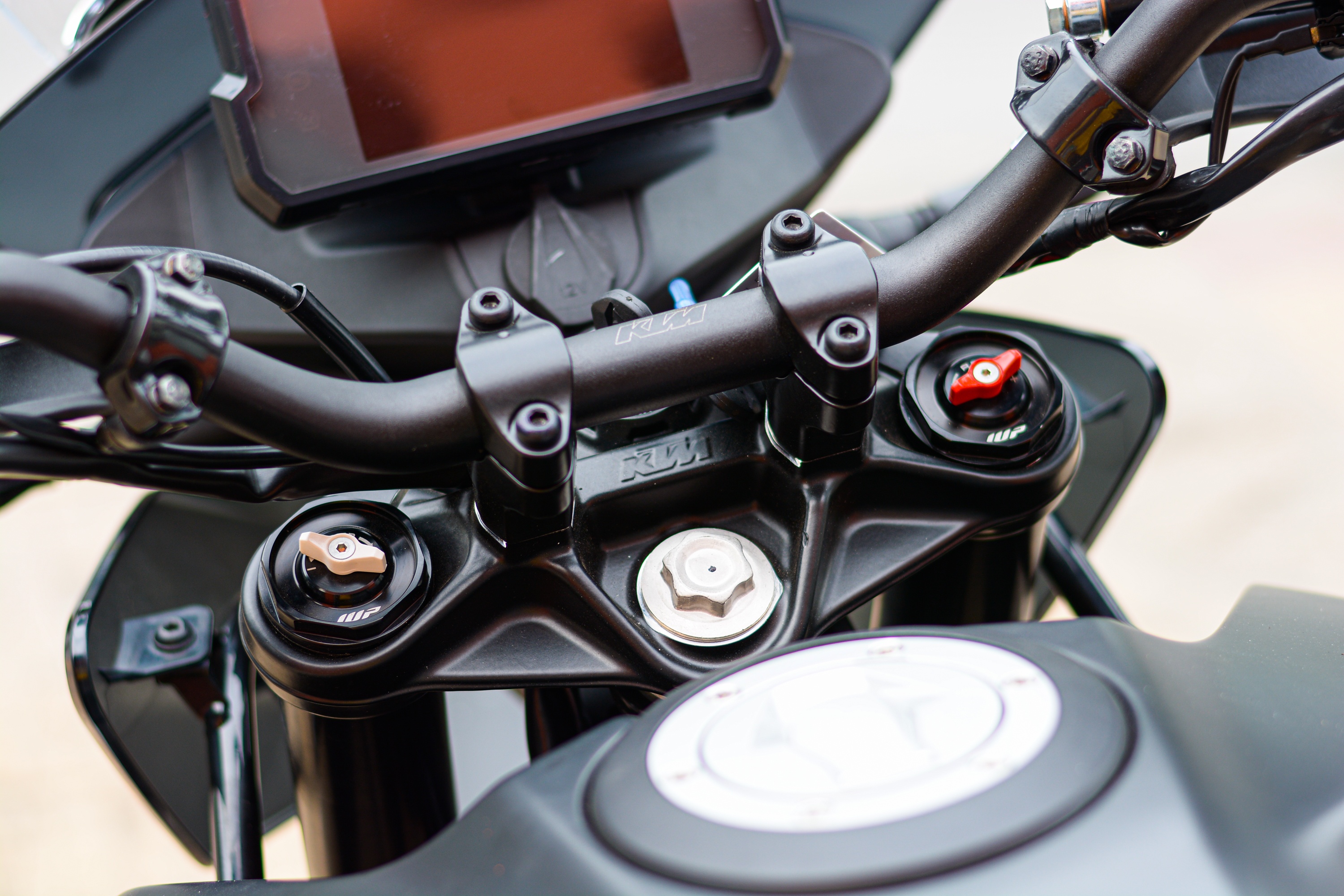 Can canh KTM 390 Adventure gia 175 trieu dong anh 5