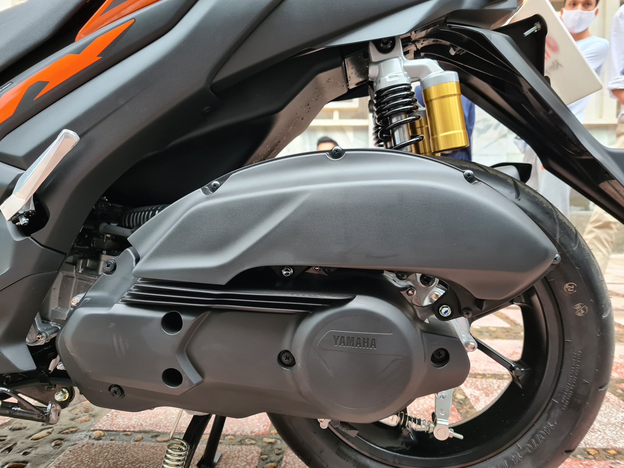 Nguoi dung noi gi ve Yamaha NVX 155 phien ban moi anh 3