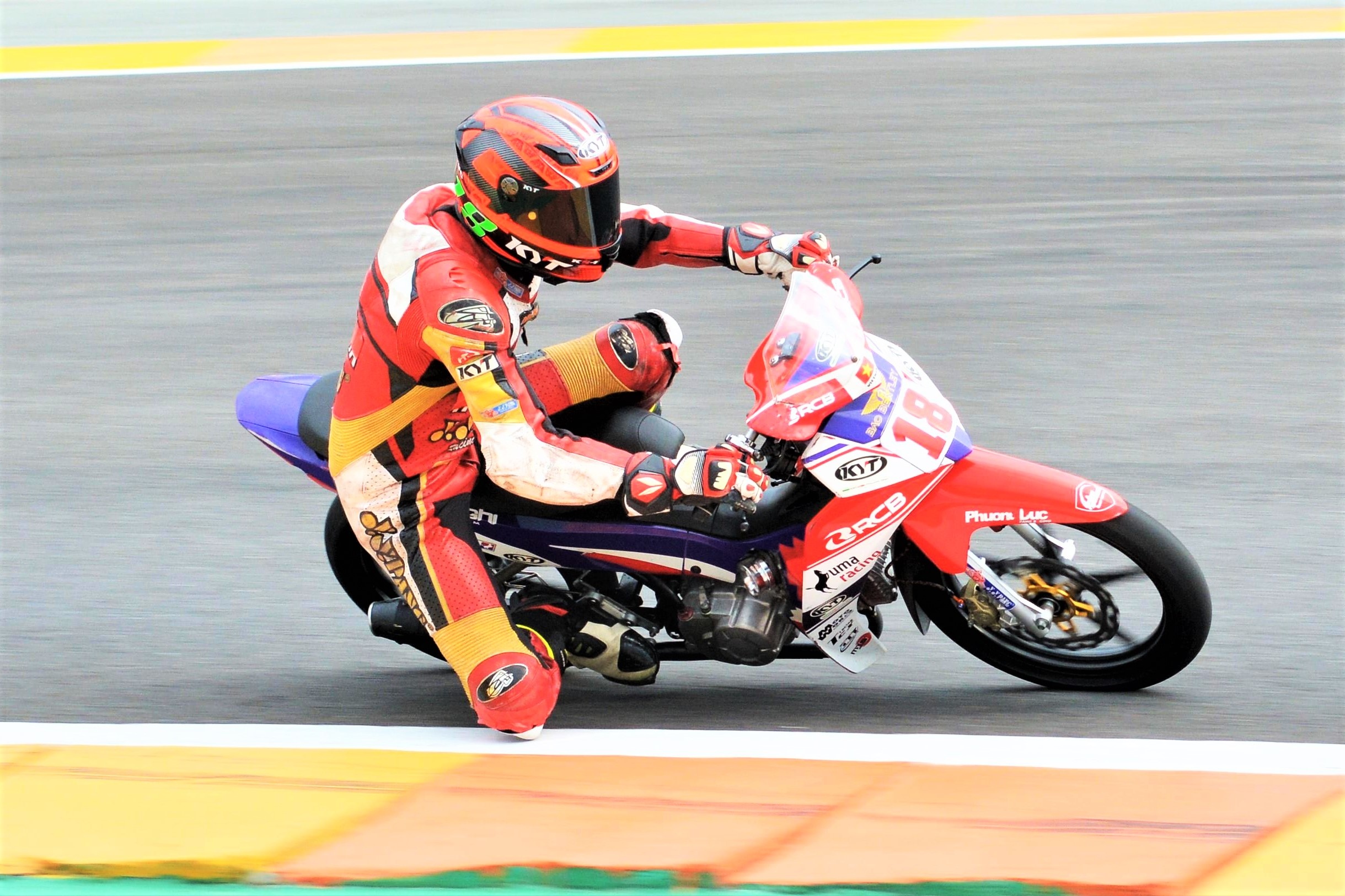 Giai dua moto Viet Nam sap tro lai sau 3 thang tam hoan hinh anh