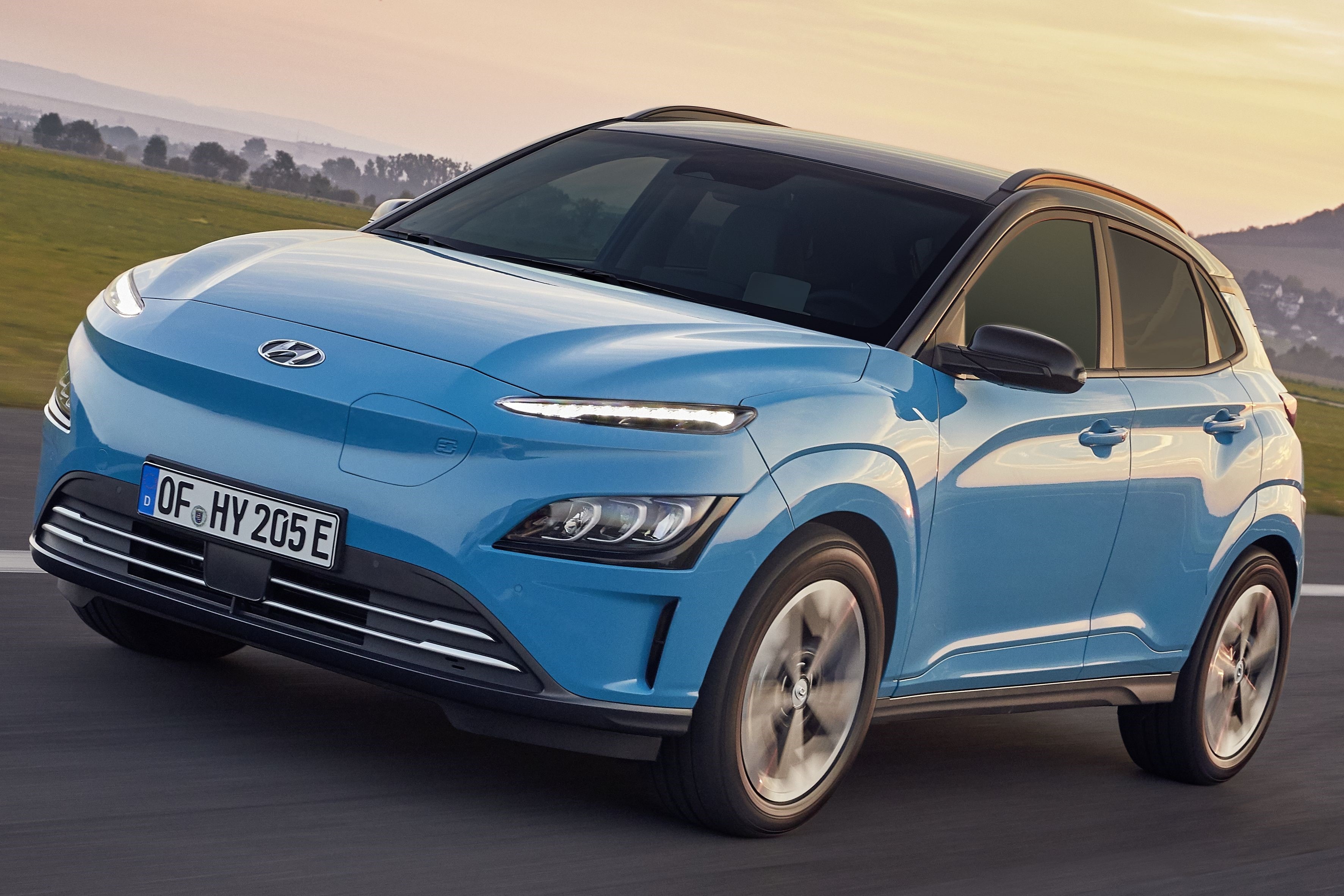 Hyundai Kona 2021 ban chay dien duoc ra mat hinh anh