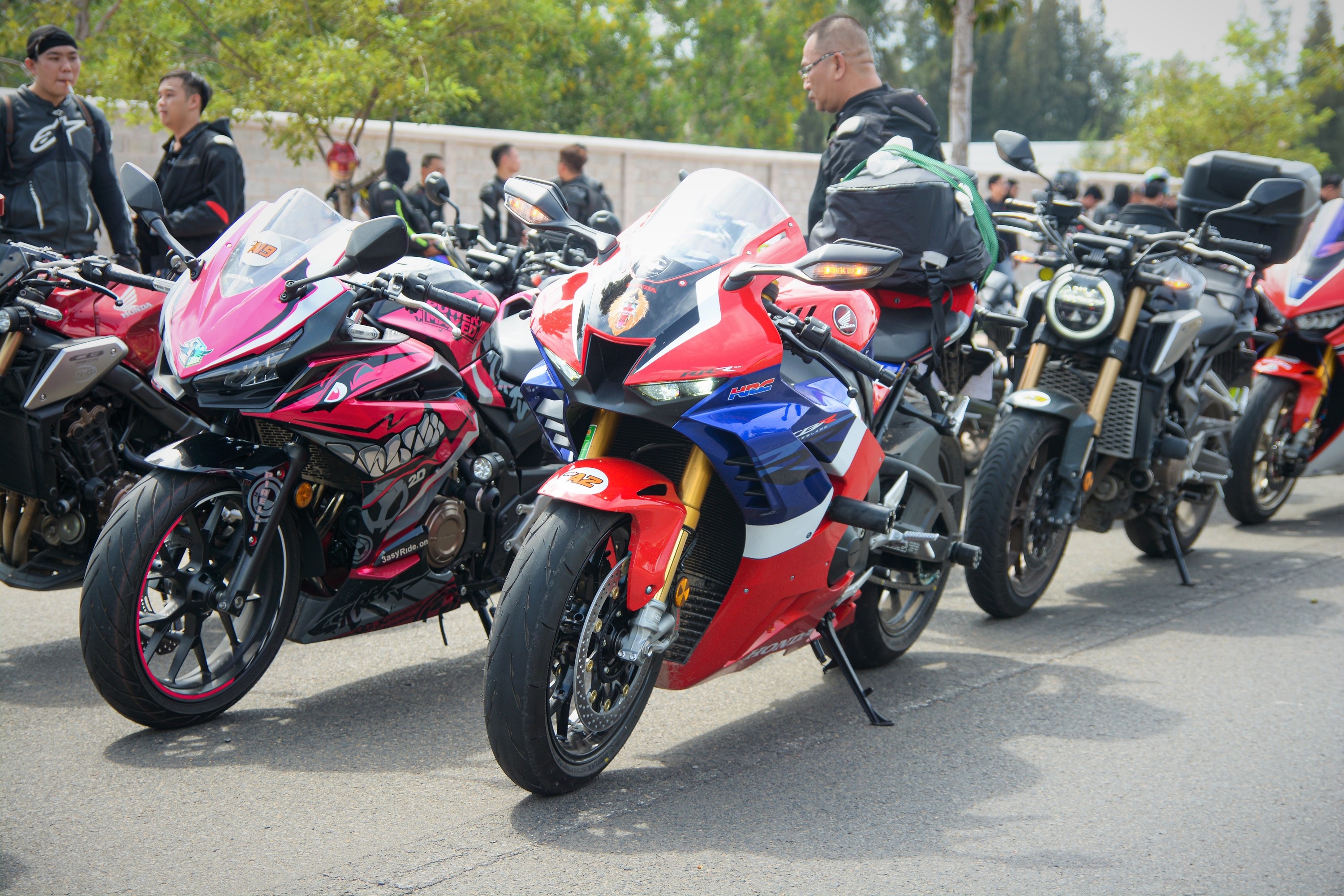 Dan moto phan khoi lon quy tu tai Phan Thiet hinh anh