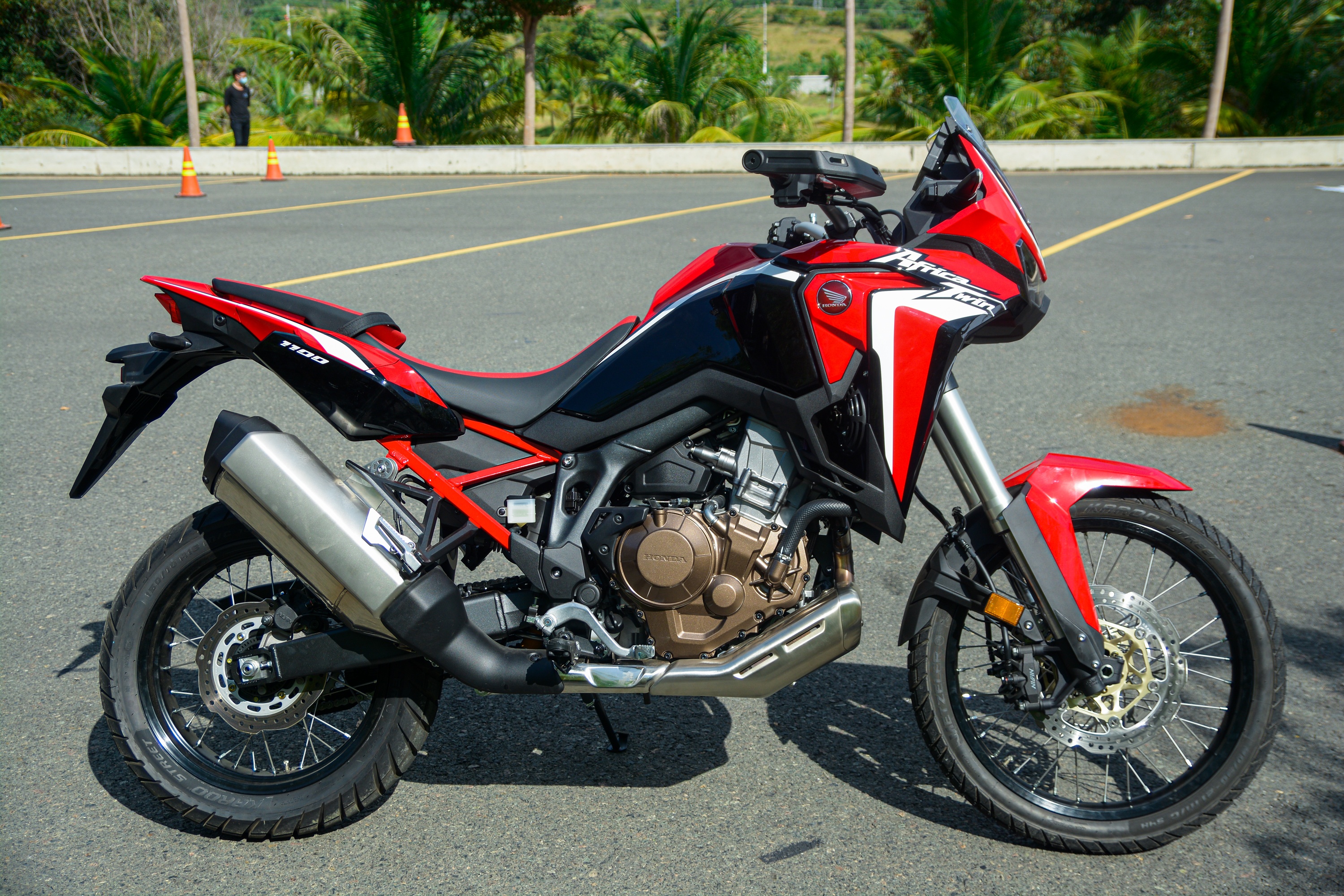 Honda CRF1100L Africa Twin ra mắt Việt Nam ảnh 3 Honda CRF1100L Africa Twin ra mat Viet Nam anh 3