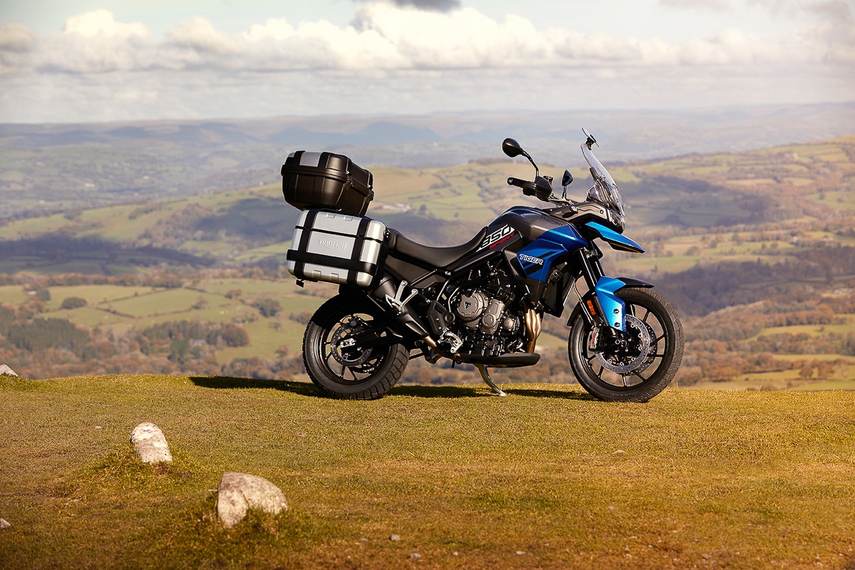 Triumph Tiger 850 Sport duoc ra mat anh 2