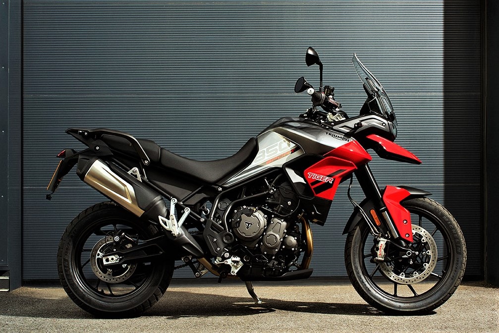 Triumph Tiger 850 Sport duoc ra mat hinh anh