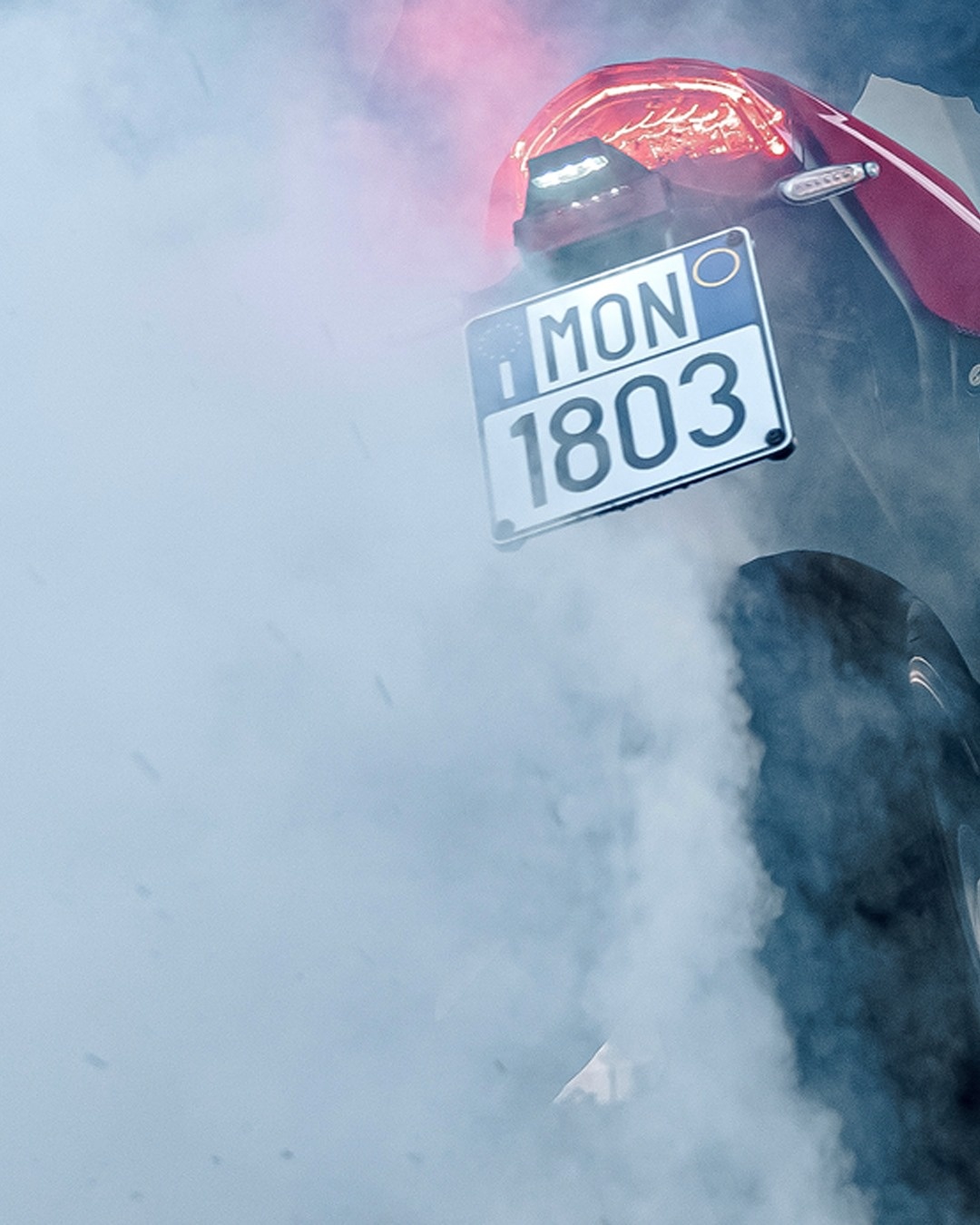 Ducati Monster mới sắp được ra mắt ảnh 2 Ducati Monster moi sap duoc ra mat anh 2