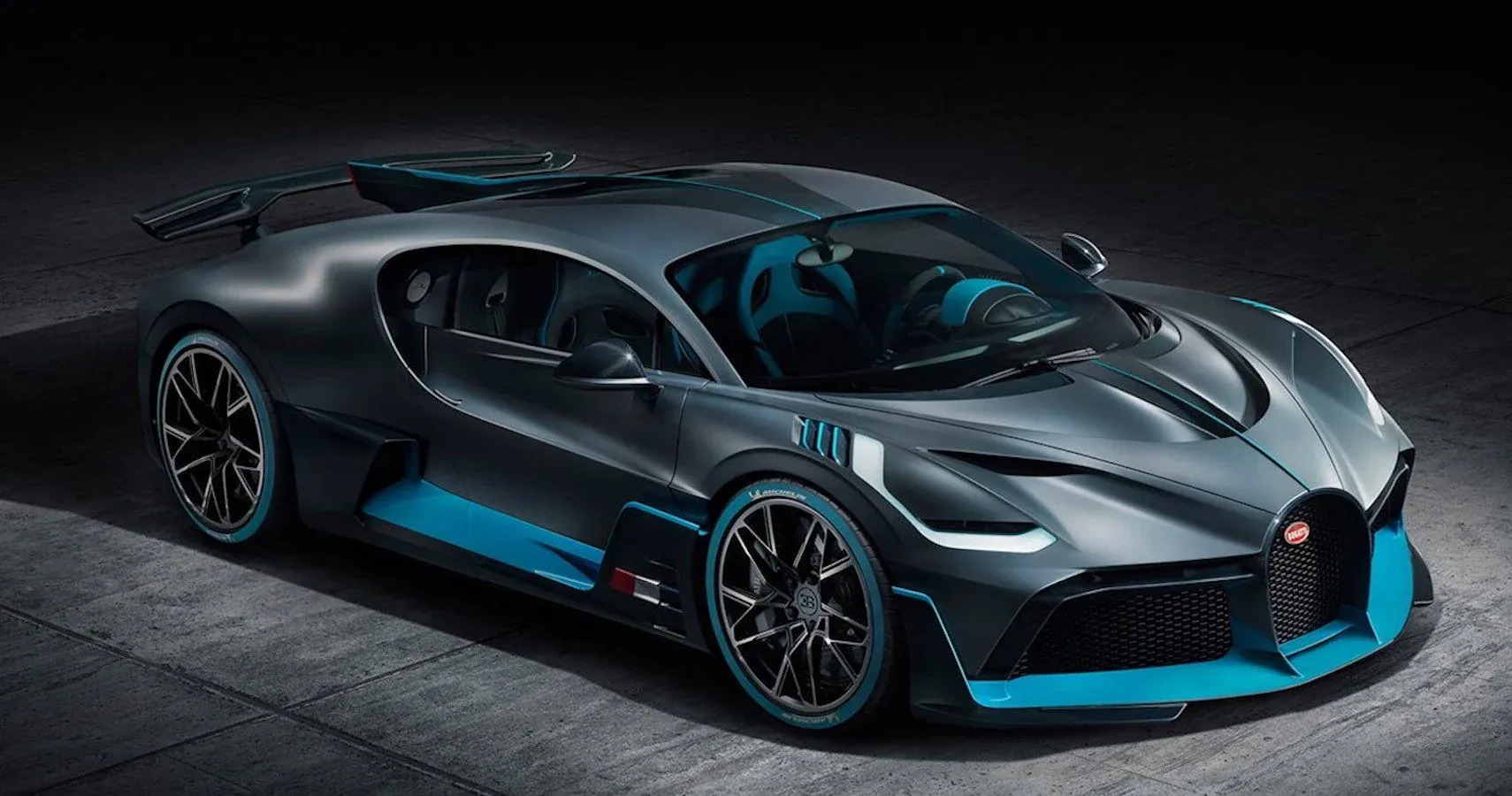 Sieu xe Bugatti Chiron co nguy co gay truc lai anh 1