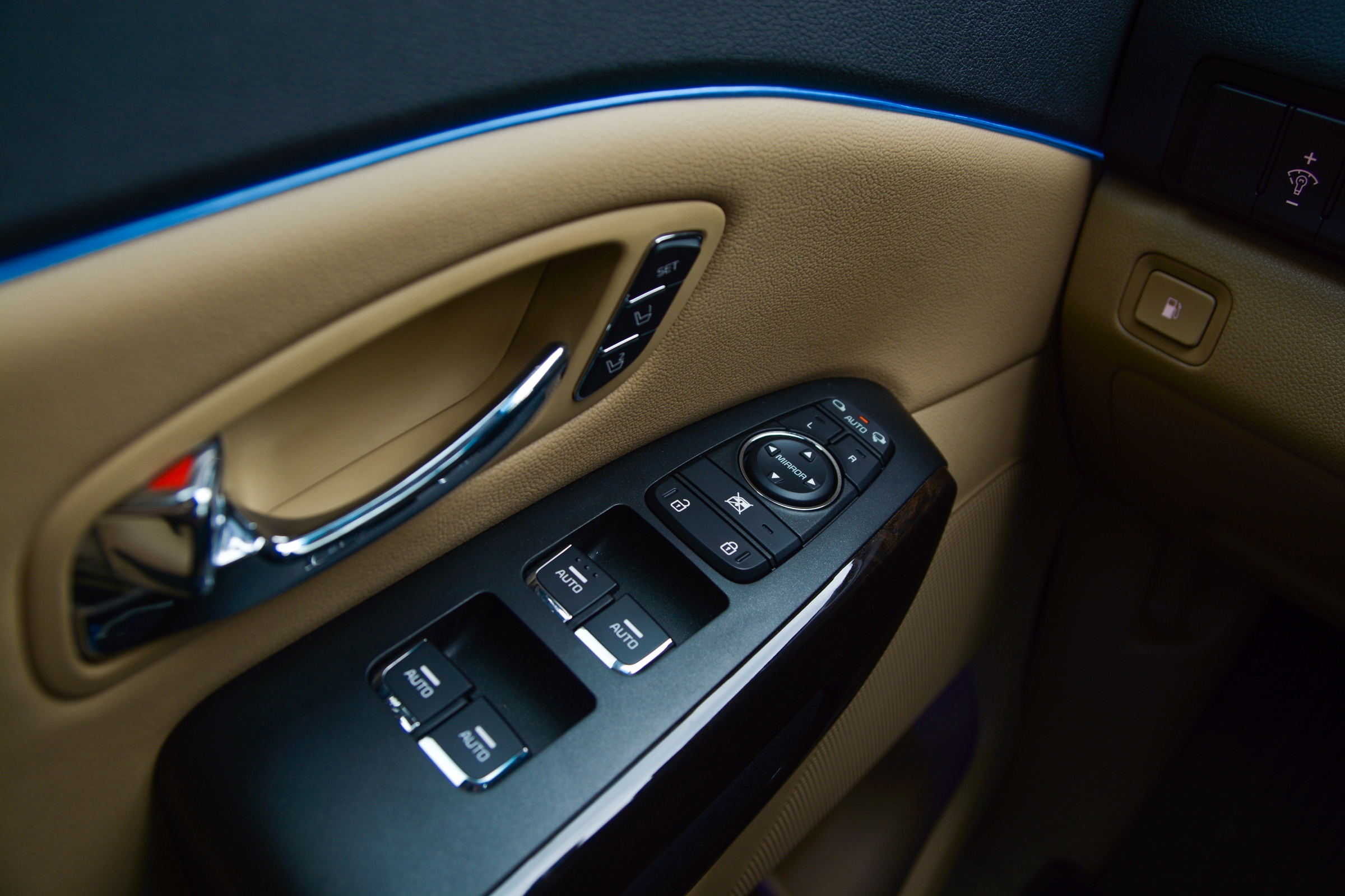 Chi tiet Kia Sedona Signature tai Viet Nam gia tu 1, 289 ty dong anh 15