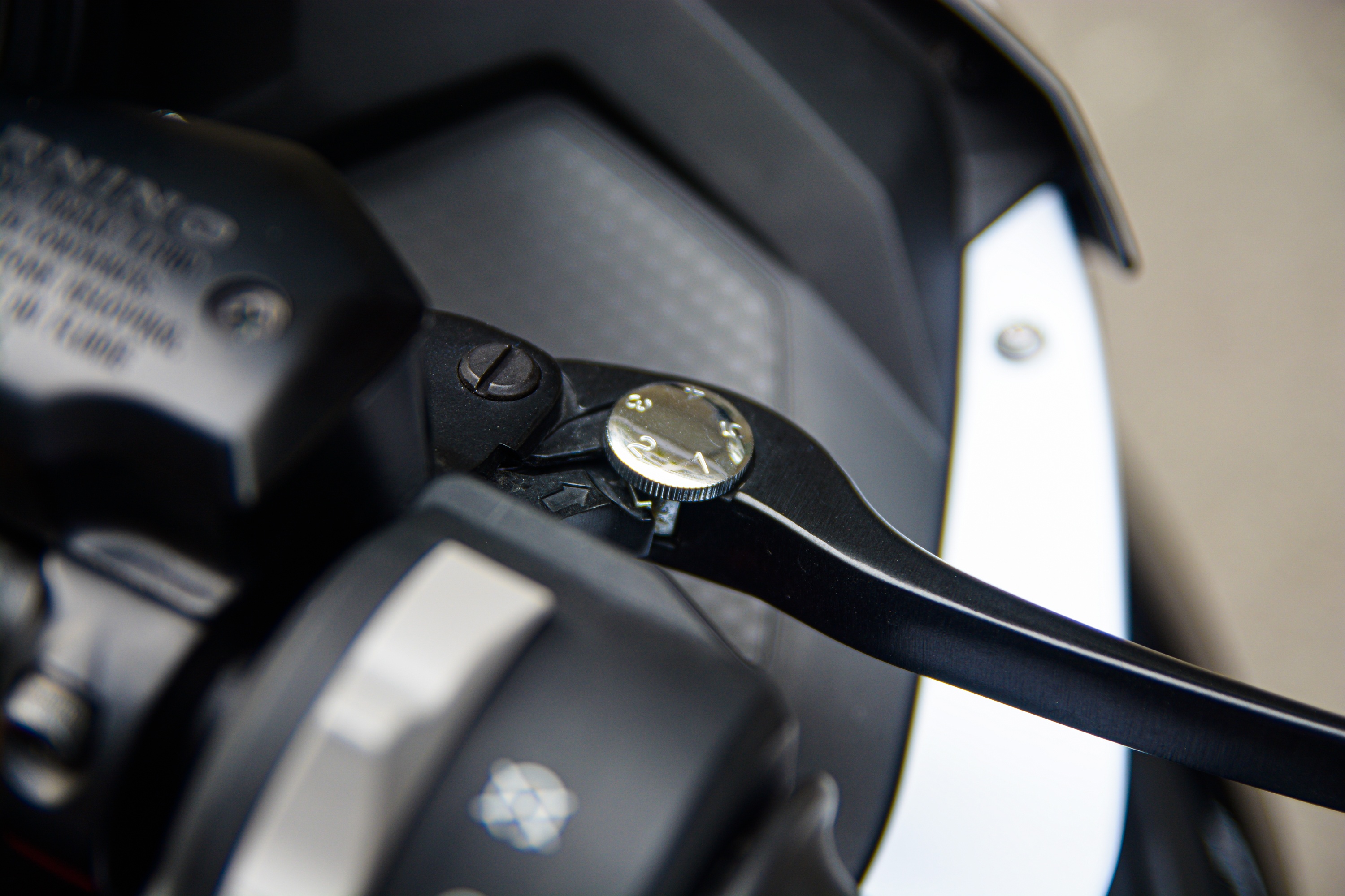 Một ngày cầm lái Kawasaki Ninja ZX-25R ảnh 7 Mot ngay cam lai Kawasaki Ninja ZX-25R anh 7