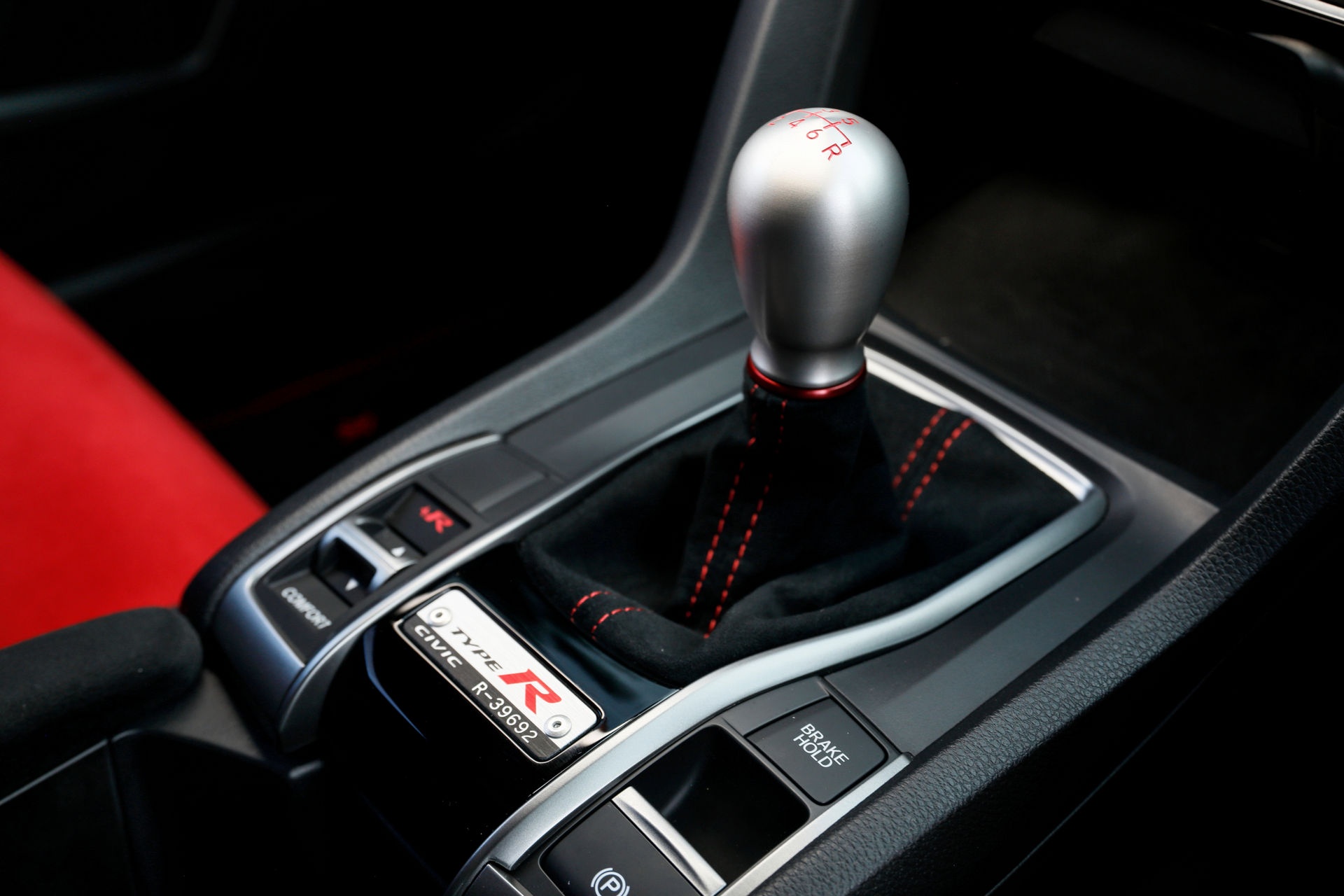Honda Civic Type R đời 2021 có giá hơn 40.000 USD tại Australia ảnh 6 Honda Civic Type R doi 2021 co gia hon 40.000 USD tai Australia anh 6