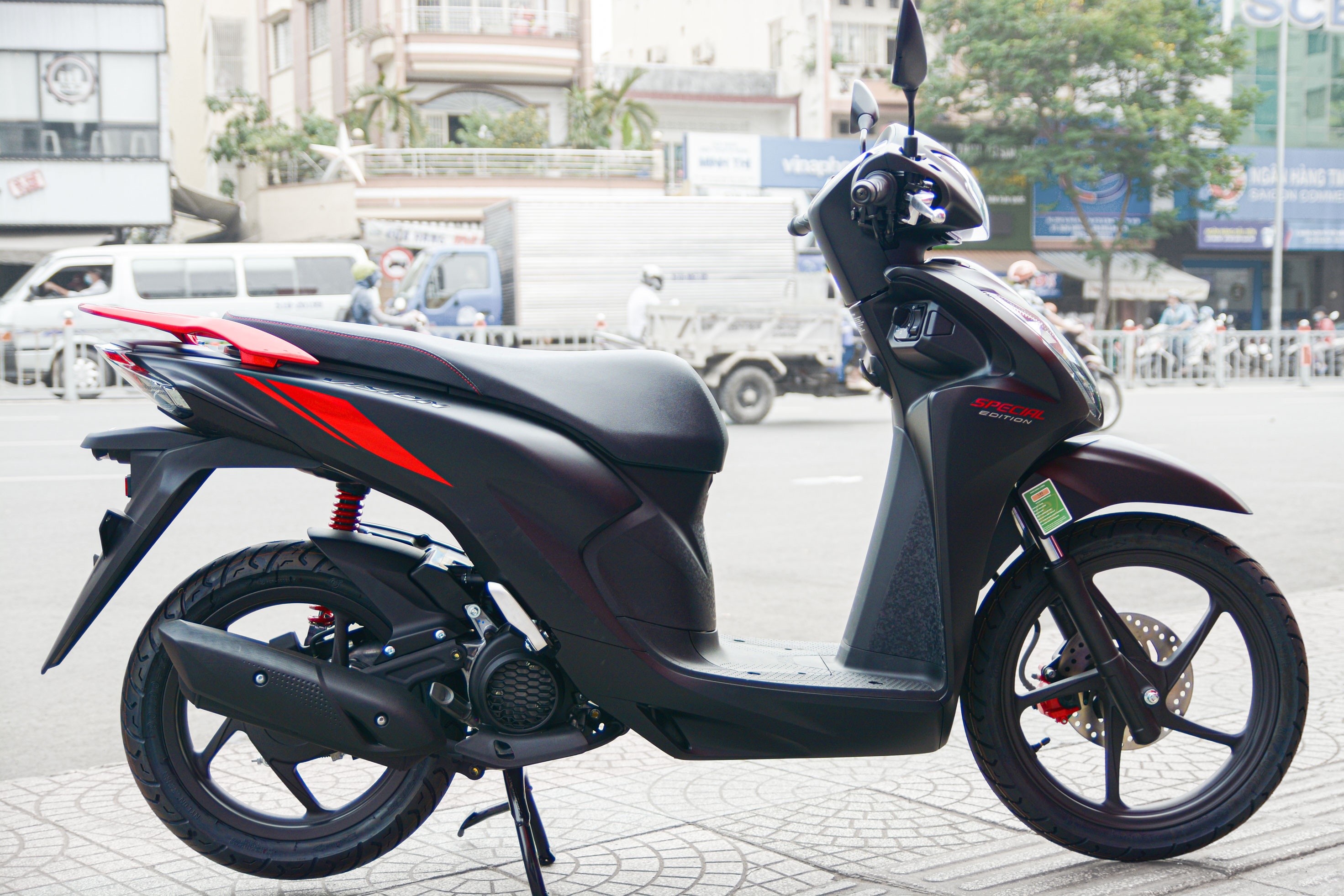 Chi tiet Honda Vision the he moi tai dai ly hinh anh