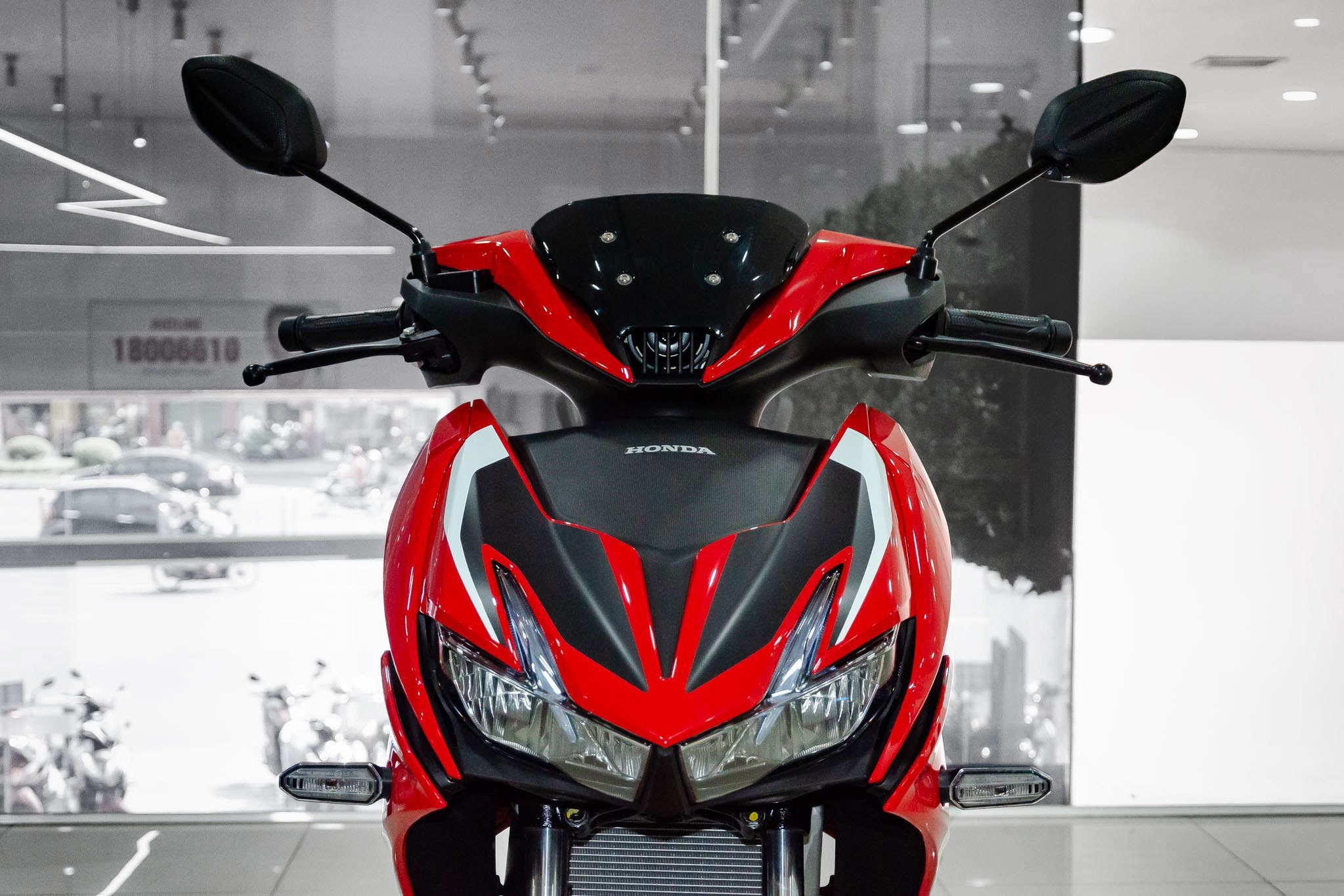 Gia xe Honda Winner X tiep tuc giam hinh anh