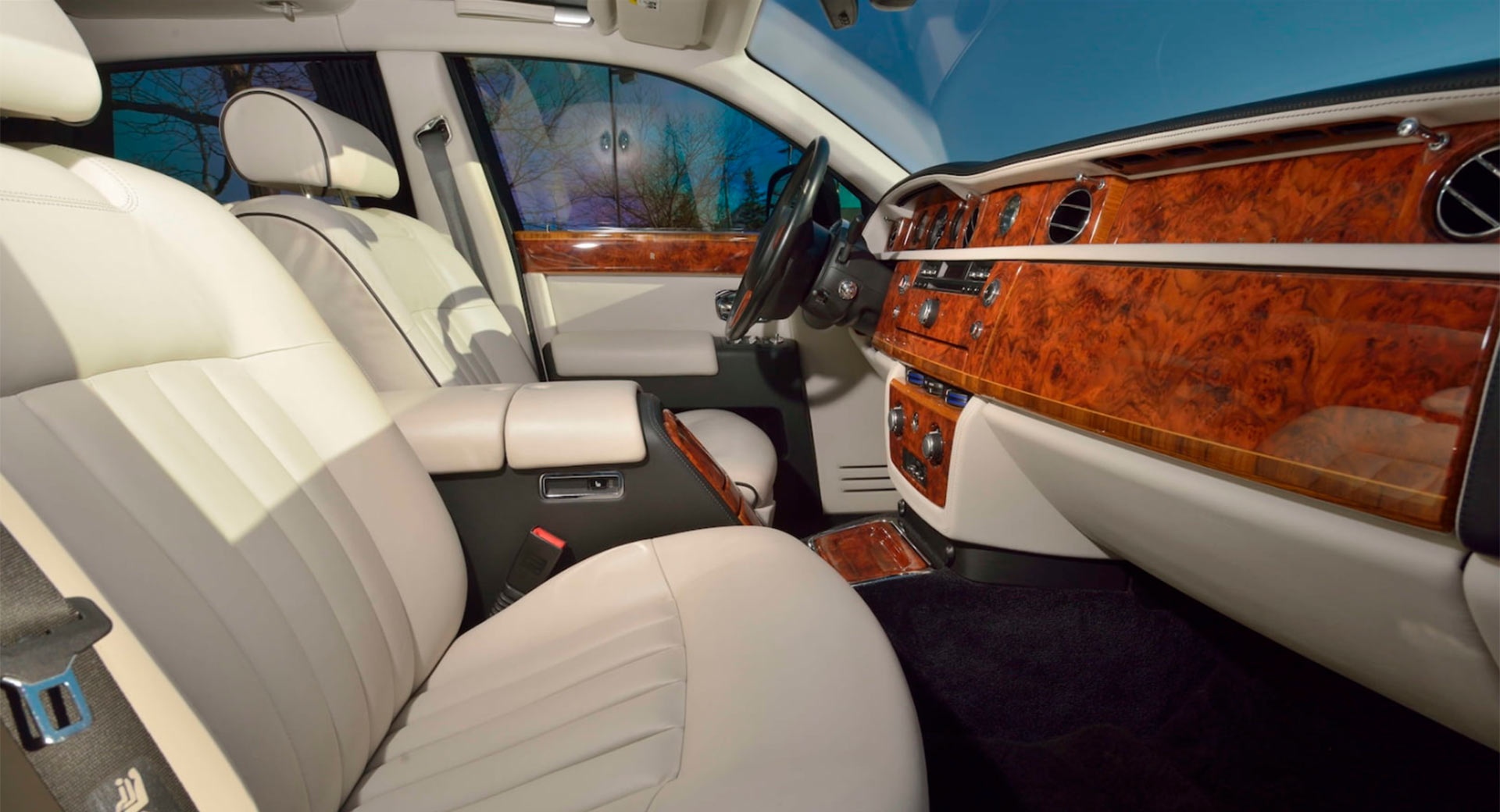 Rolls-Royce Phantom tung thuoc so huu cua Donald Trump duoc rao ban anh 5