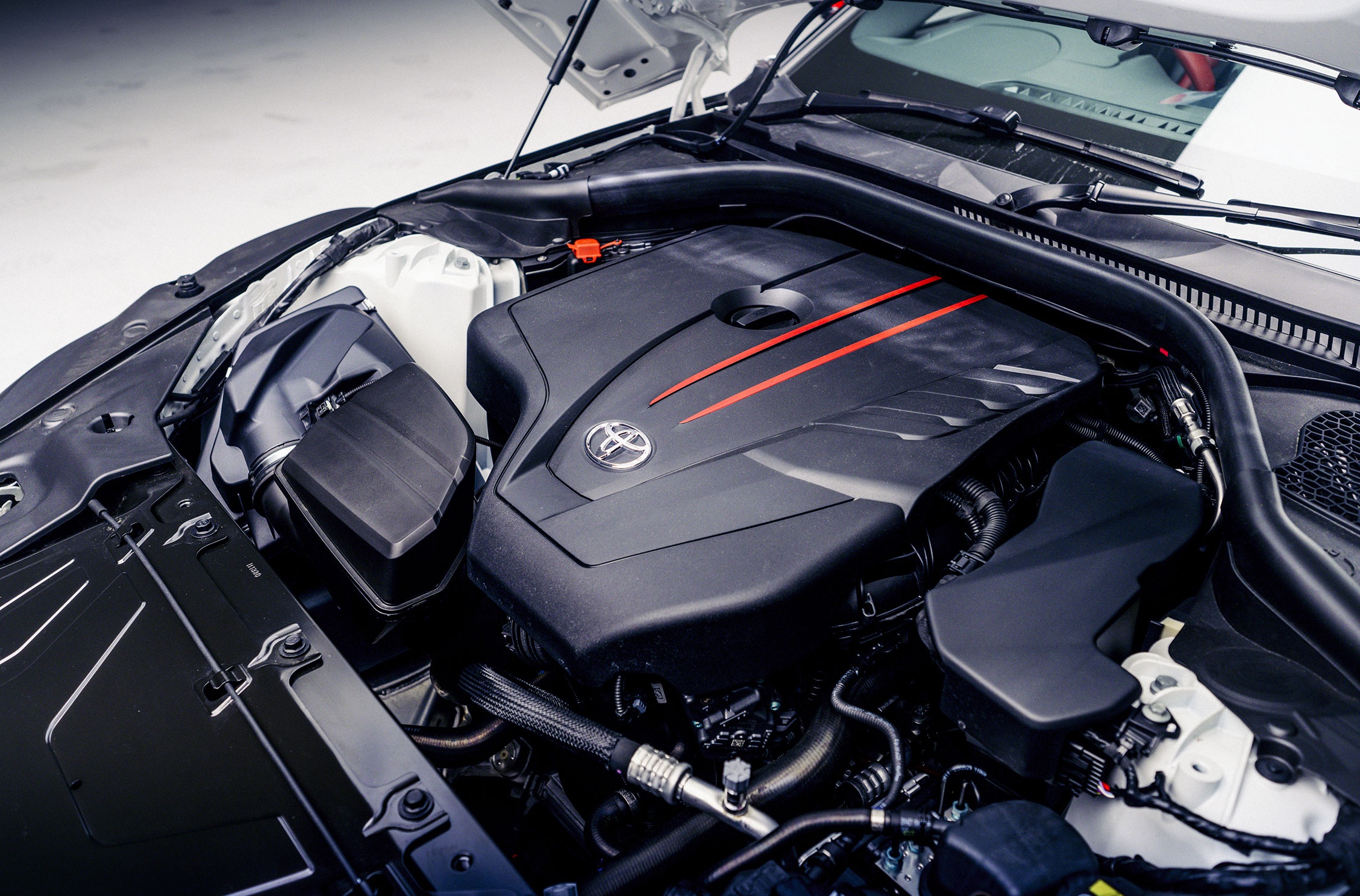 Toyota GR Supra Fuji Speedway Edition có giá 64.245 USD tại Anh ảnh 6 Toyota GR Supra Fuji Speedway Edition co gia 64.245 USD tai Anh anh 6