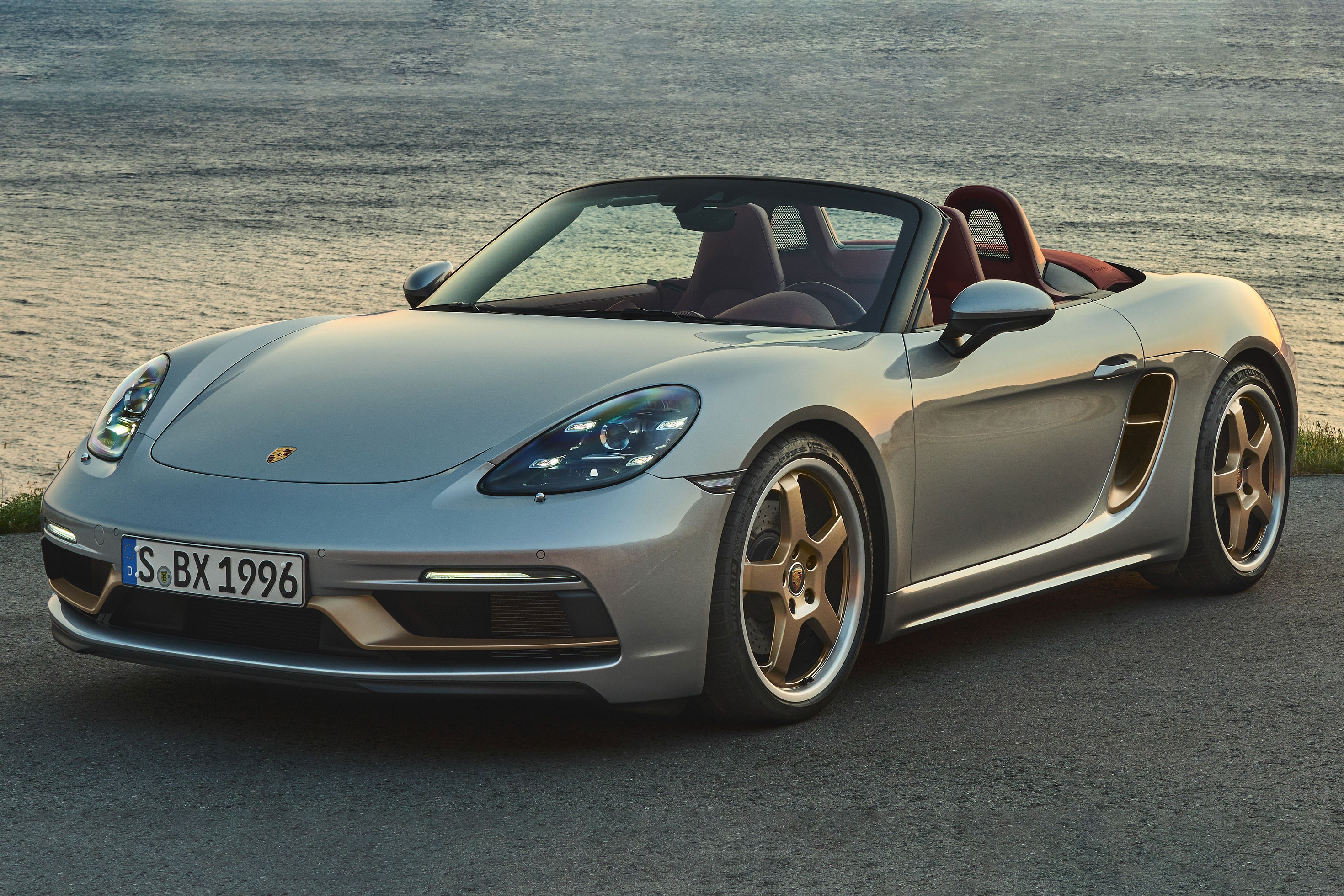 Chi tiet Porsche Boxster ban ky niem 25 nam hinh anh
