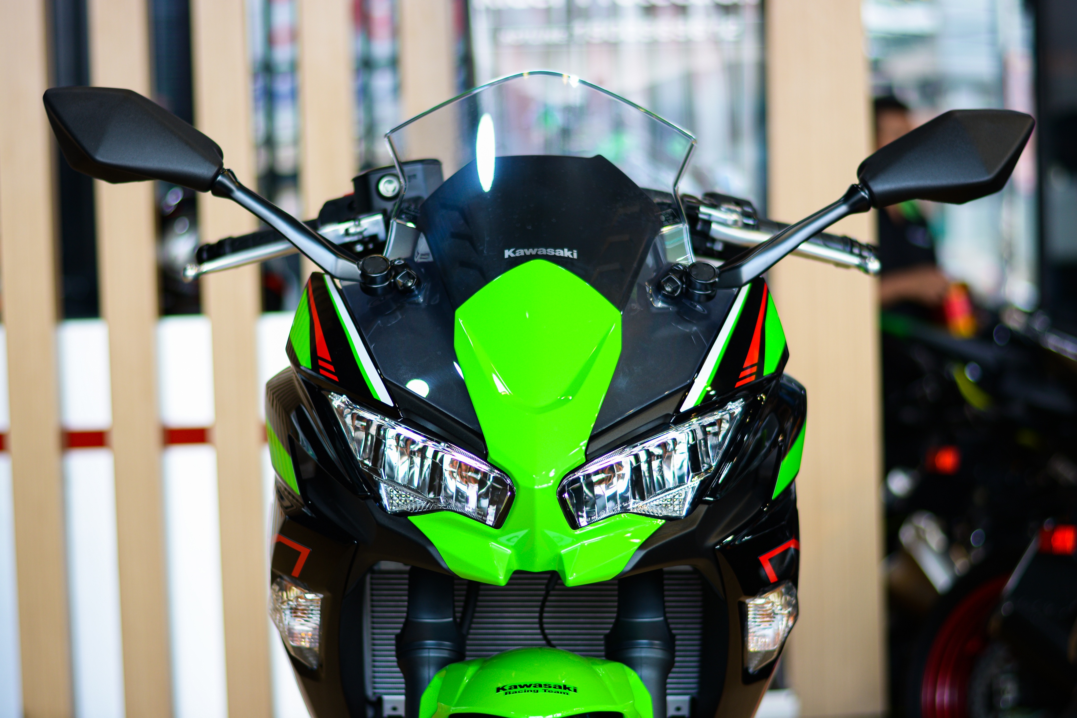 Chi tiet Kawasaki Ninja 650 phien ban dac biet tai Viet Nam anh 3