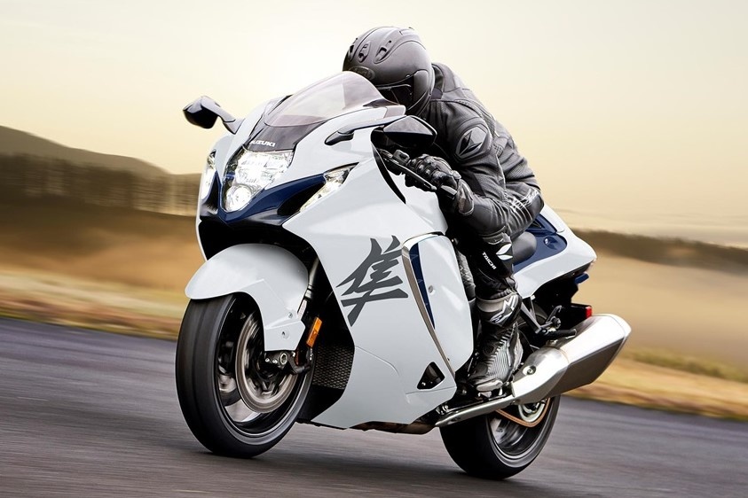 'Than gio' Suzuki Hayabusa 2022 co gia hon 22.000 USD tai Philippines hinh anh