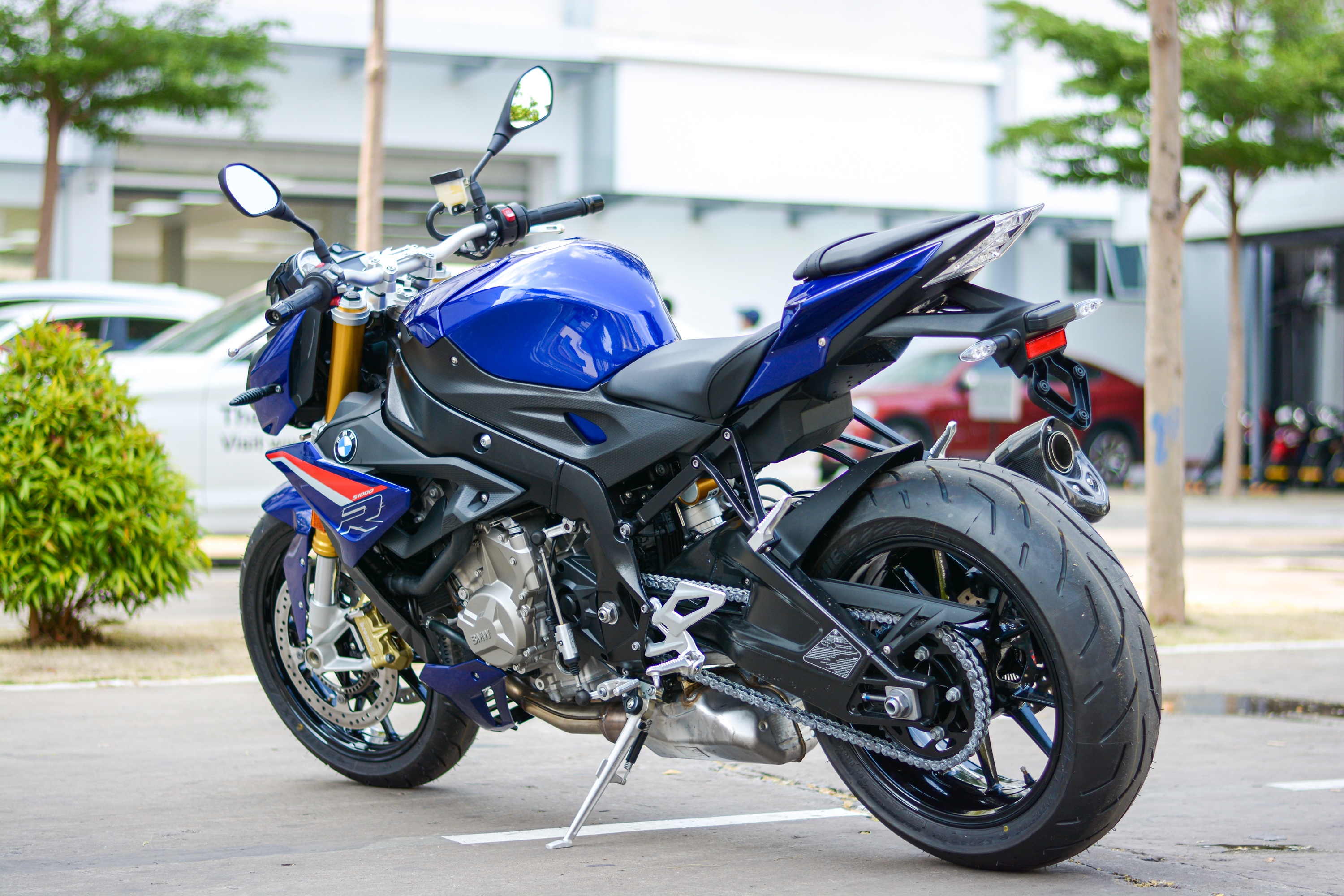 Chi tiet BMW S 1000 R San Marino Blue gia hon nua ty tai Viet Nam anh 11