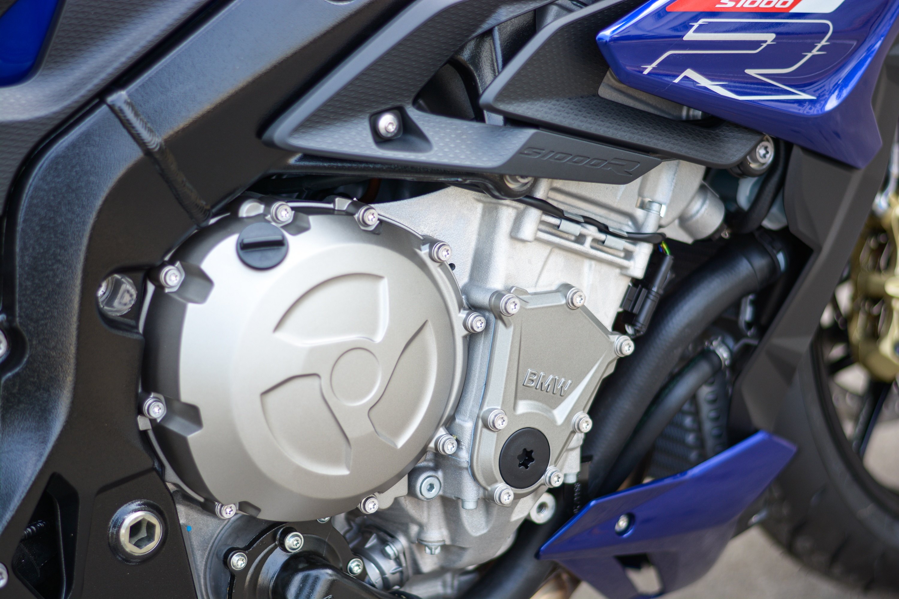 Chi tiet BMW S 1000 R San Marino Blue gia hon nua ty tai Viet Nam anh 8