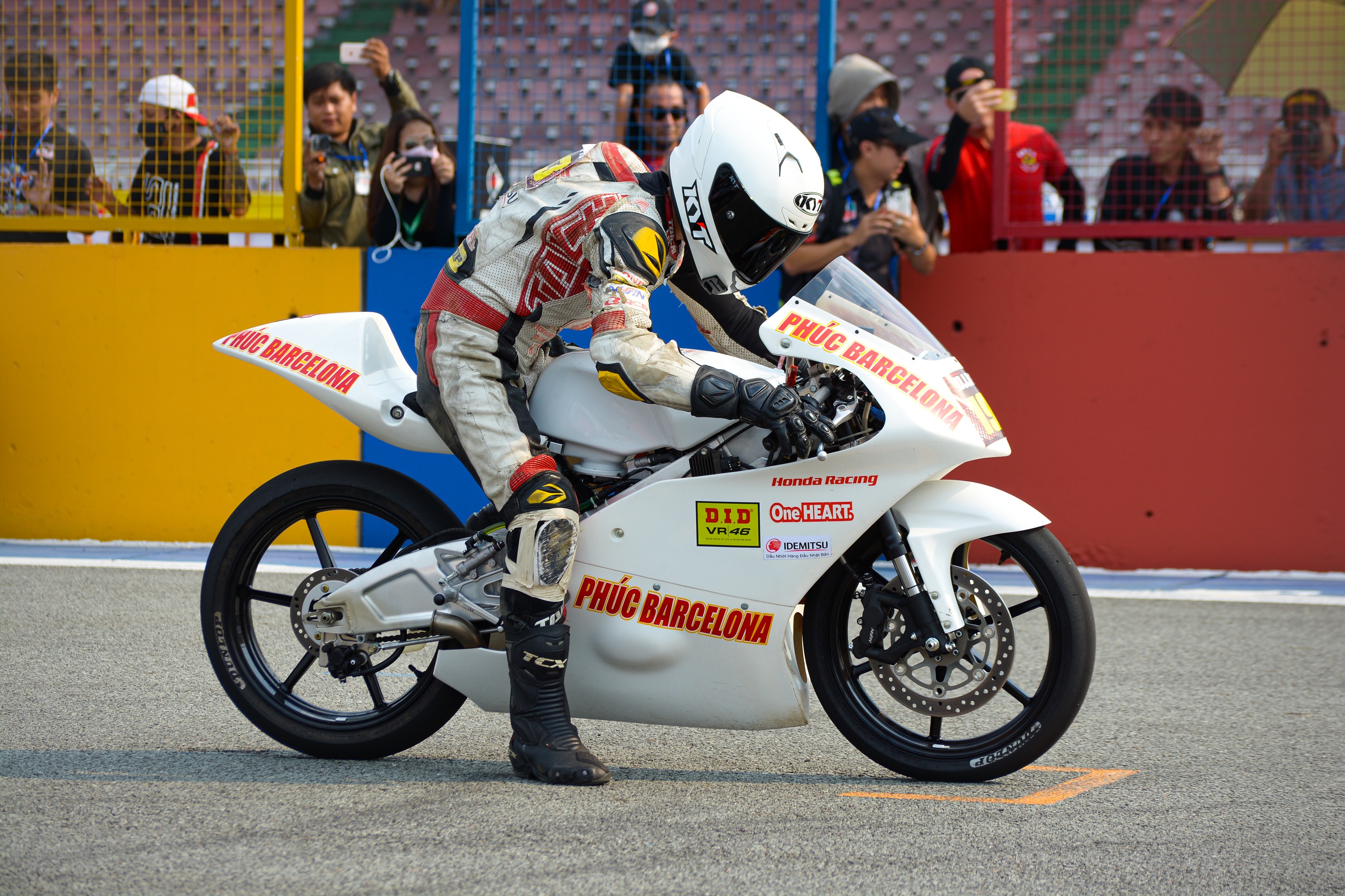 Giai dua moto phan khoi lon dau tien duoc to chuc tai Viet Nam anh 4