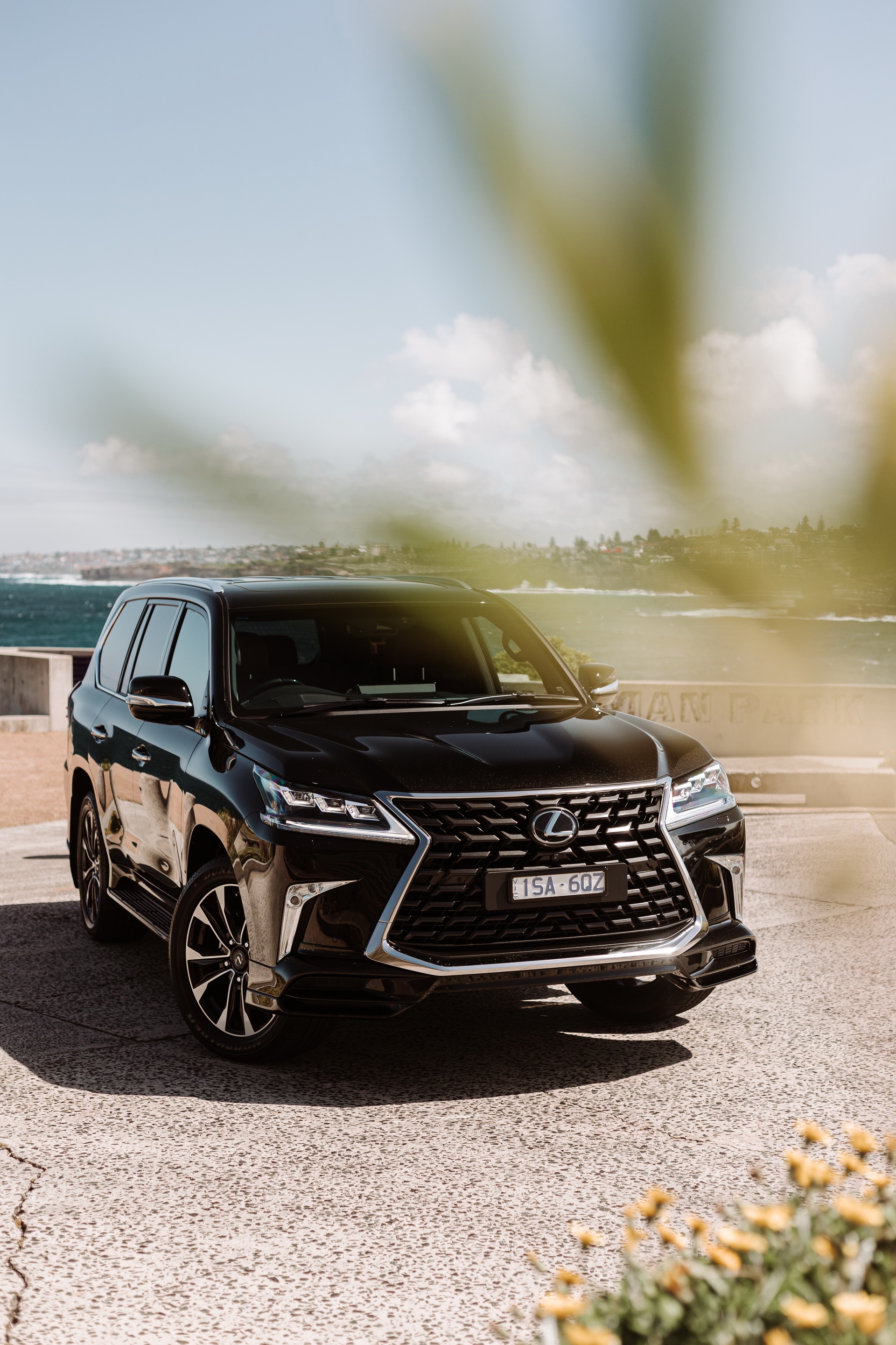 Chi tiết Lexus LX 570 S 2021 tại Australia ảnh 5 Chi tiet Lexus LX 570 S 2021 tai Australia anh 5